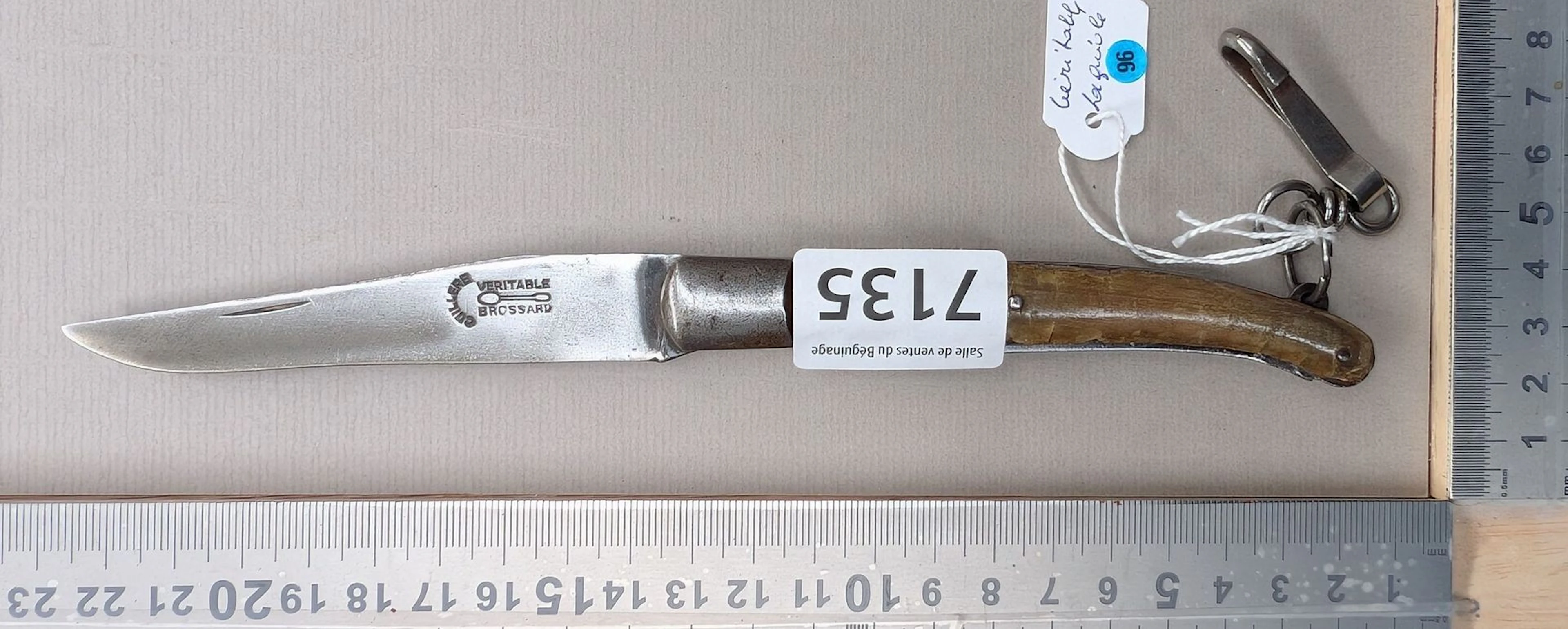 Vintage LAGUIOLE pocket knife—see photos for dimensions and condition