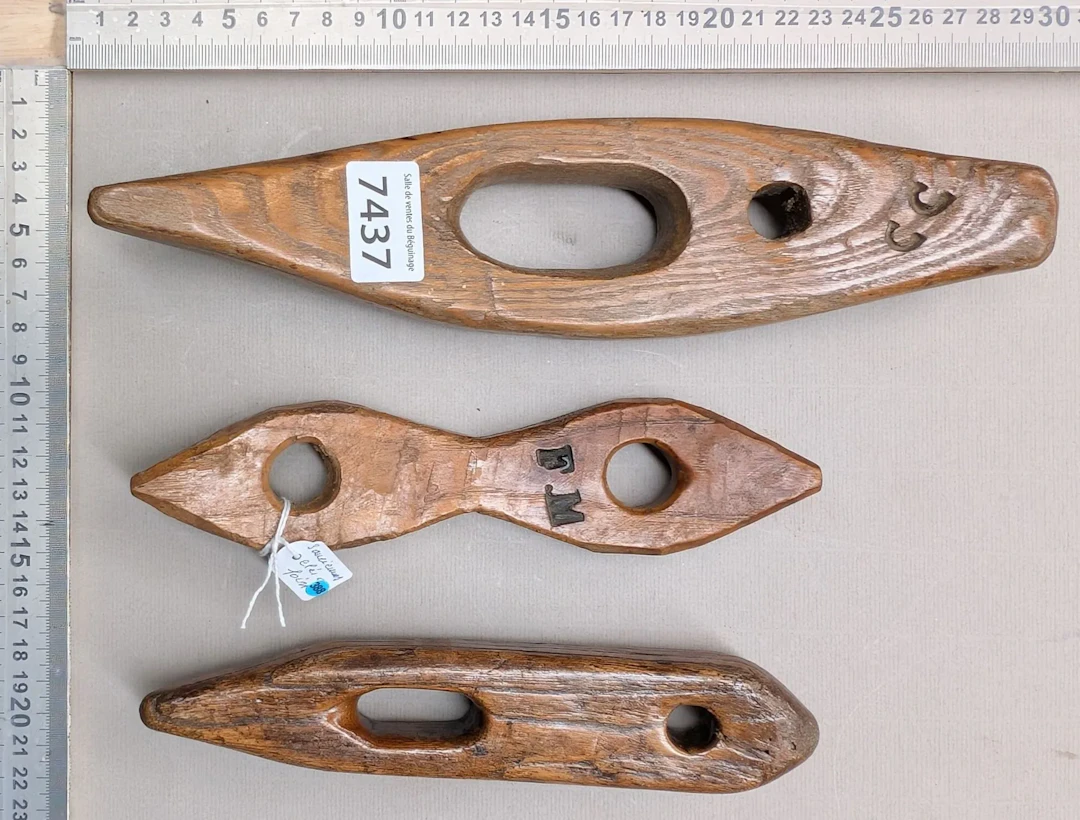 3 antique bread keys—see photos for dimensions and condition