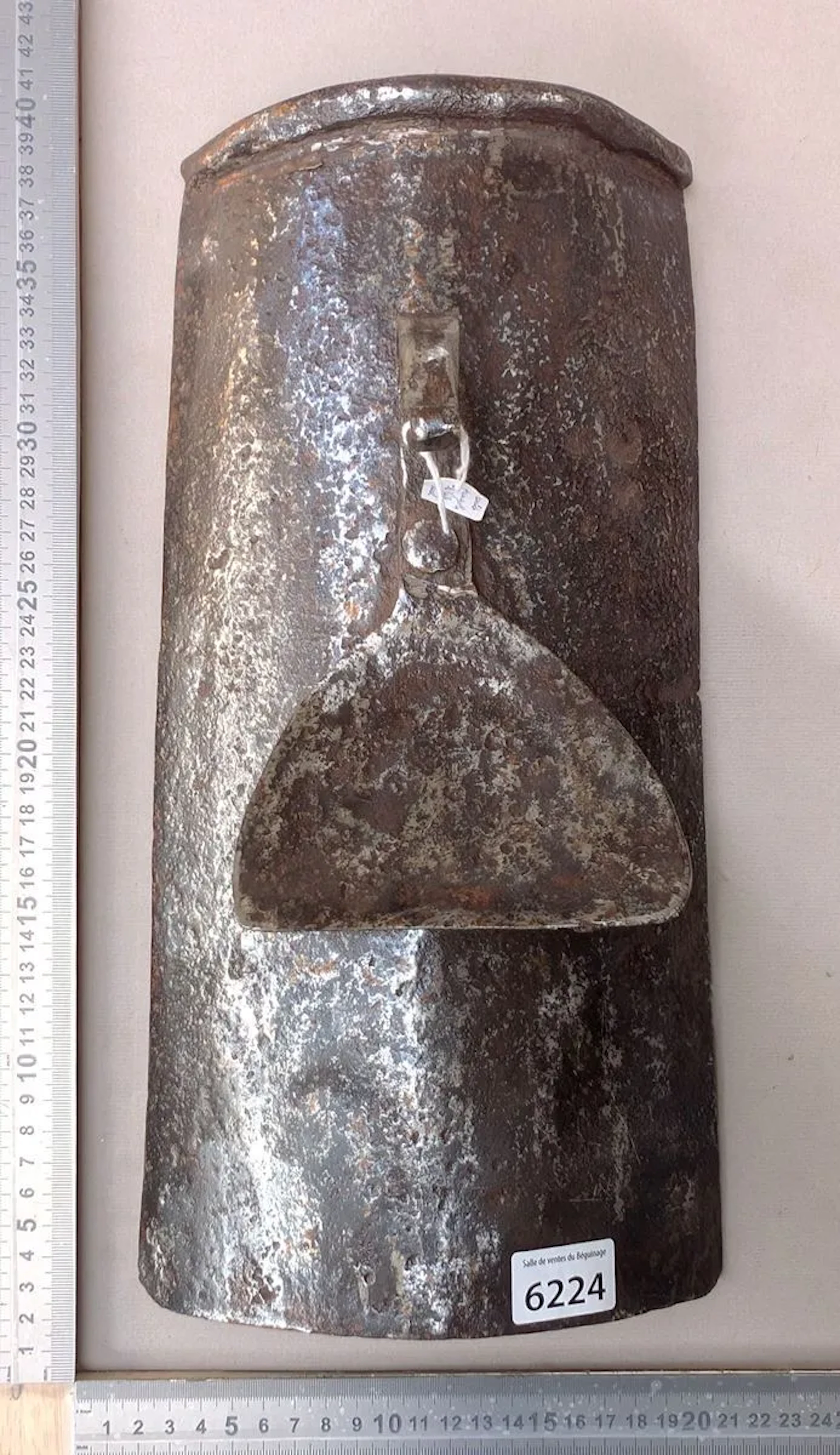 Bracket for shaping canal-style roof tiles—see photos for dimensions