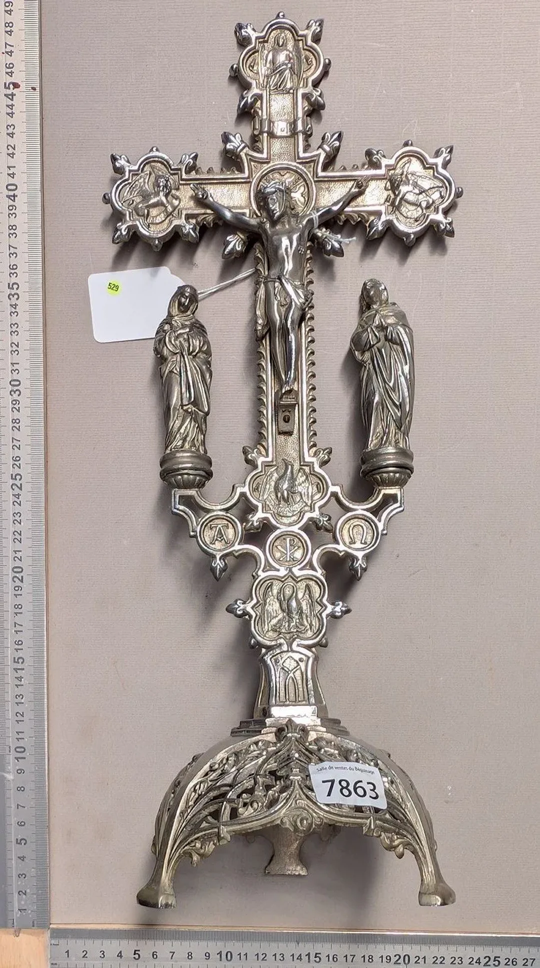 Antique bronze crucifix - See photos for dimensions and condition