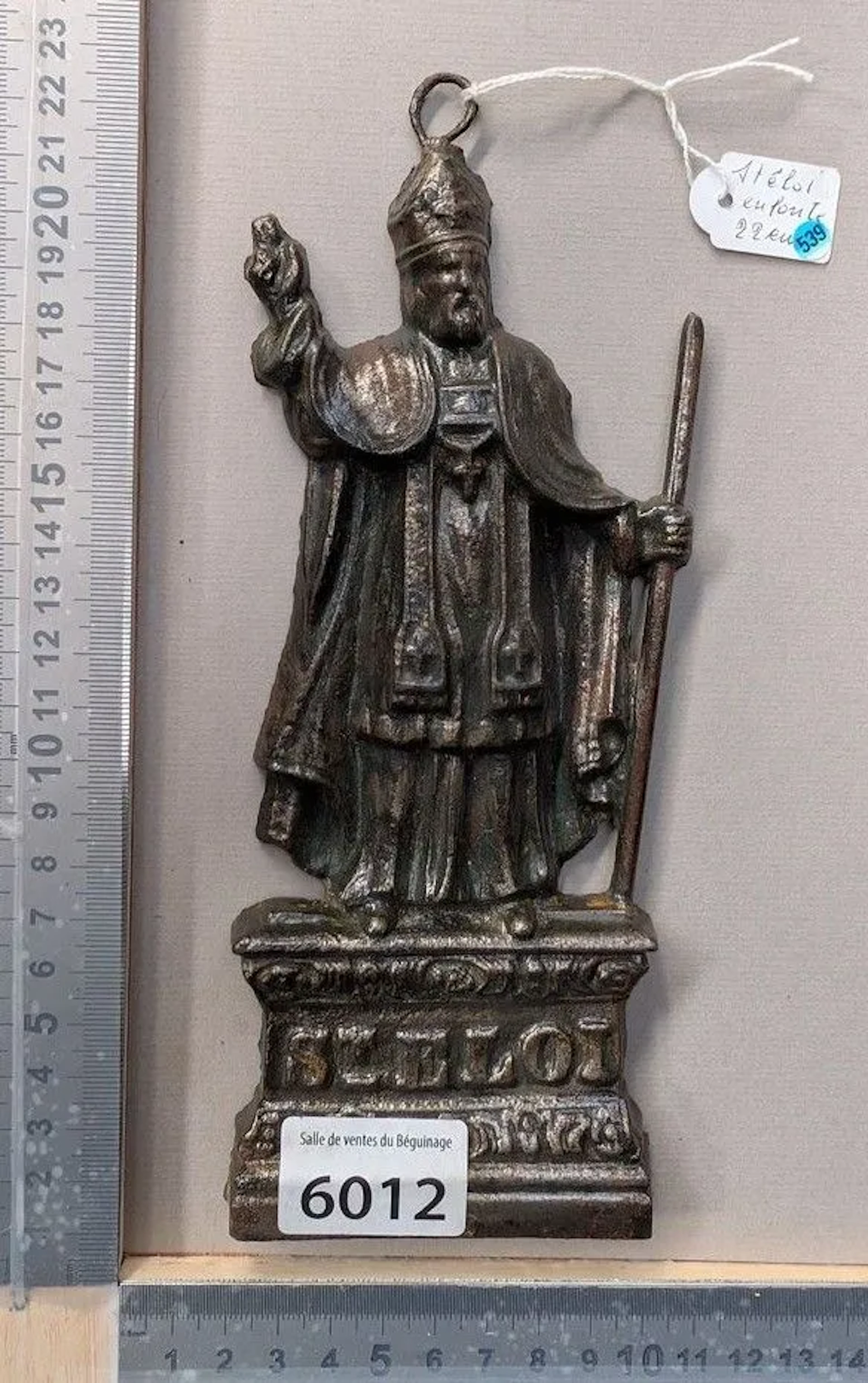 1 Cast-iron St. Eloi - See photos for dimensions and condition