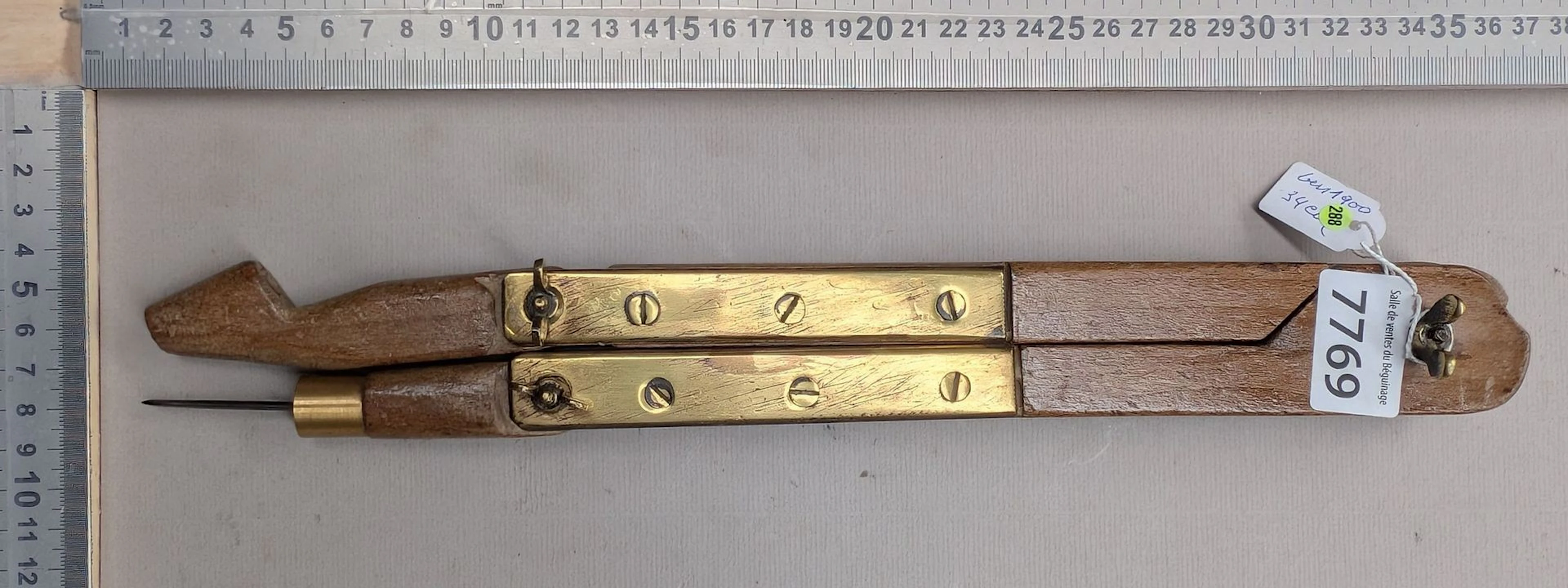 Very beautiful wooden compass with brass double hinge—see photos for