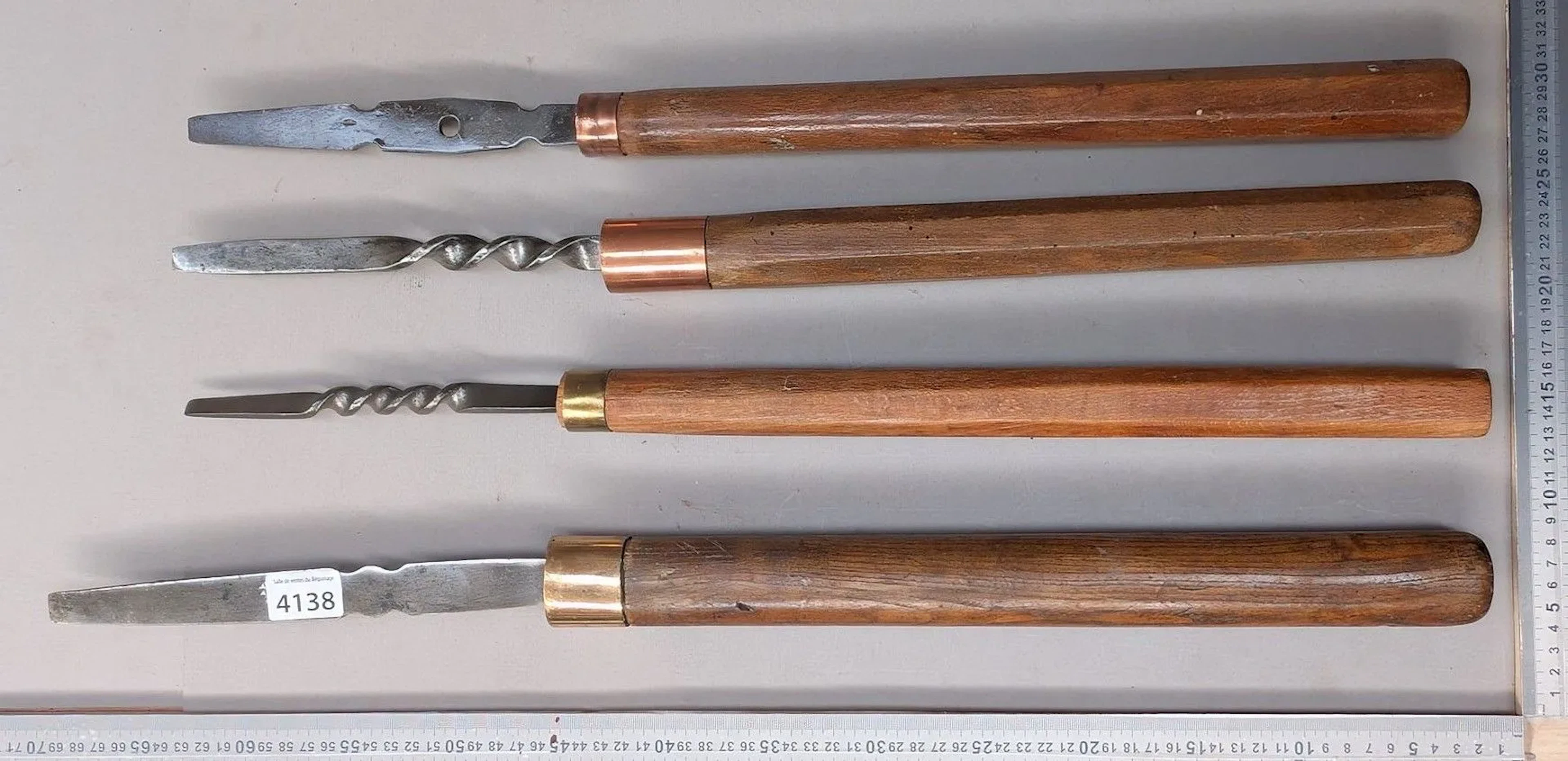 4 beautiful vintage screwdrivers—see photos for dimensions and condition