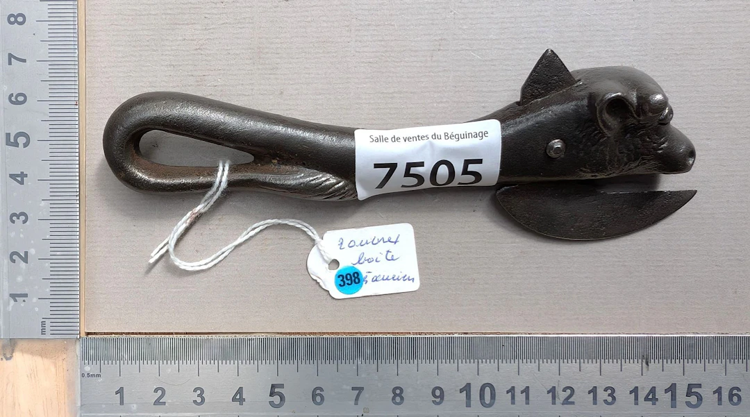 1 vintage can opener with a bull's head design—see photos for dimensions