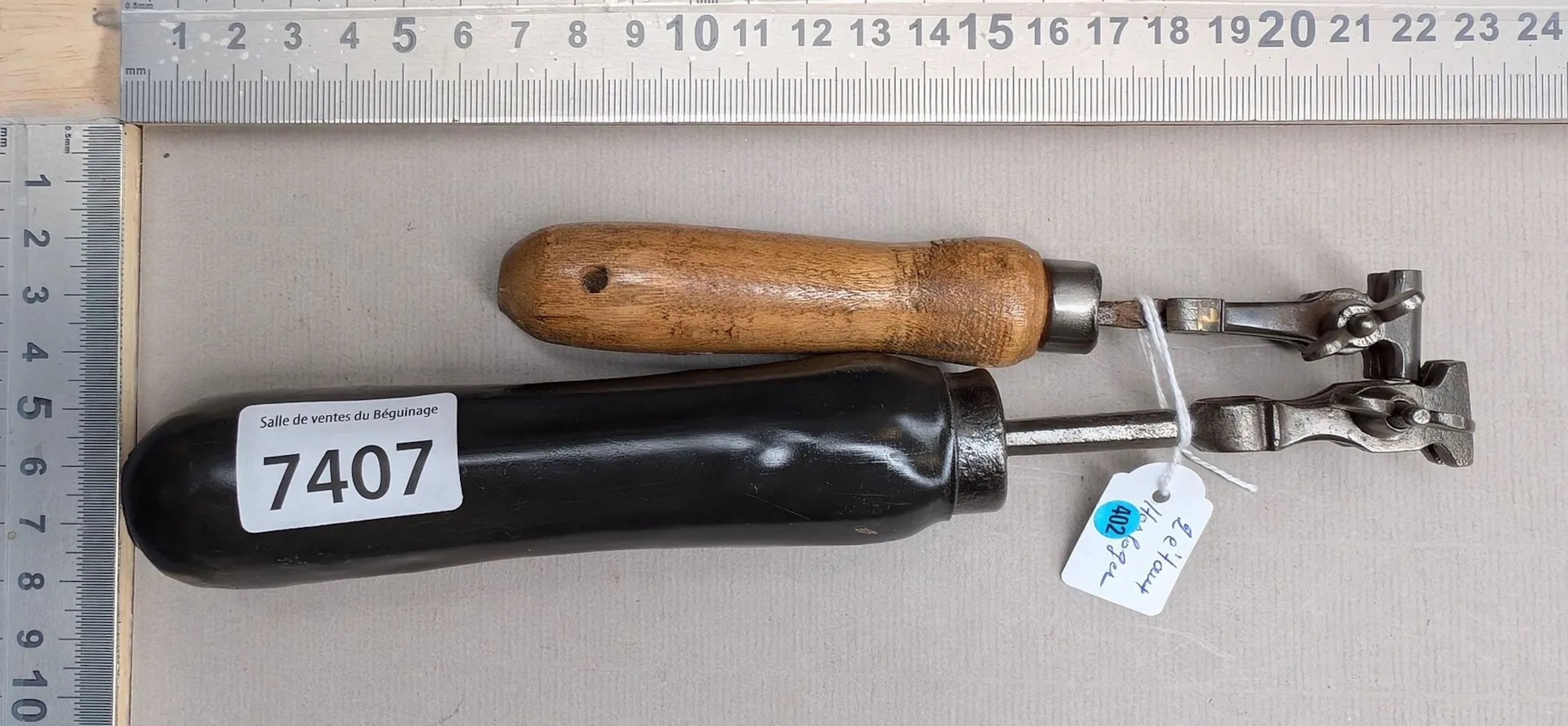2 watchmaker's vises—see photos for dimensions and condition