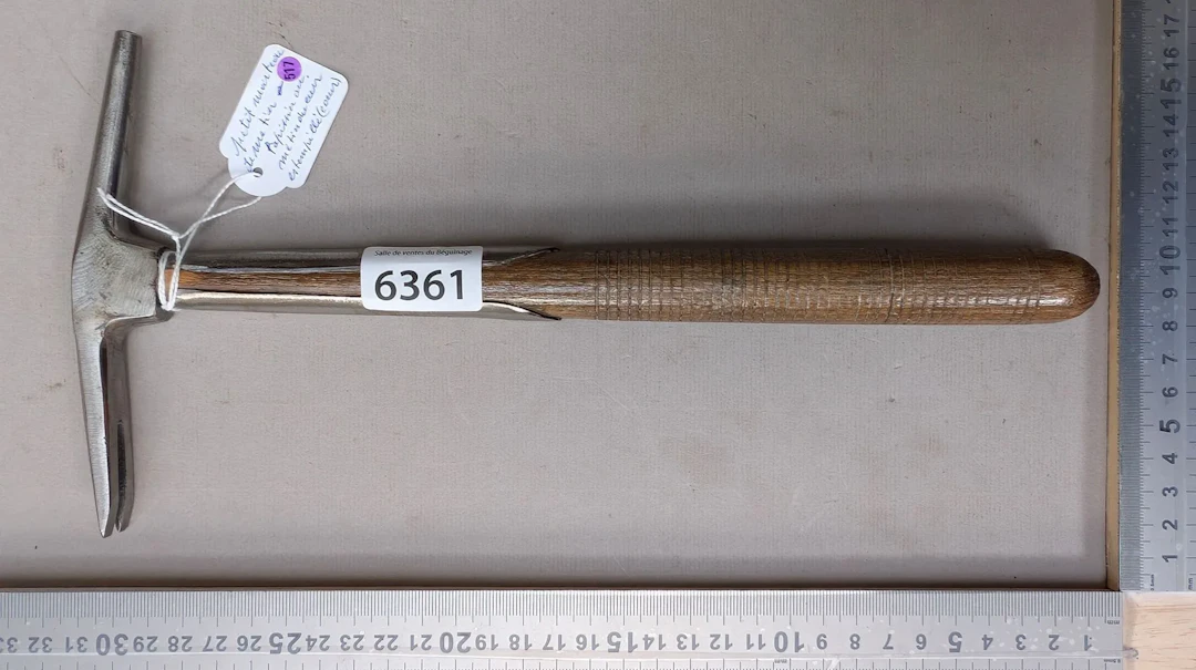 1 small hammer used in upholstery and leatherwork—see photos for dimensions