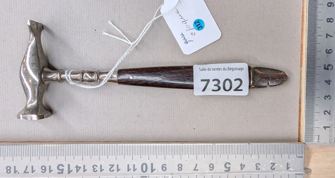 1 small vintage wooden cigar box opener? - See photos for dimensions