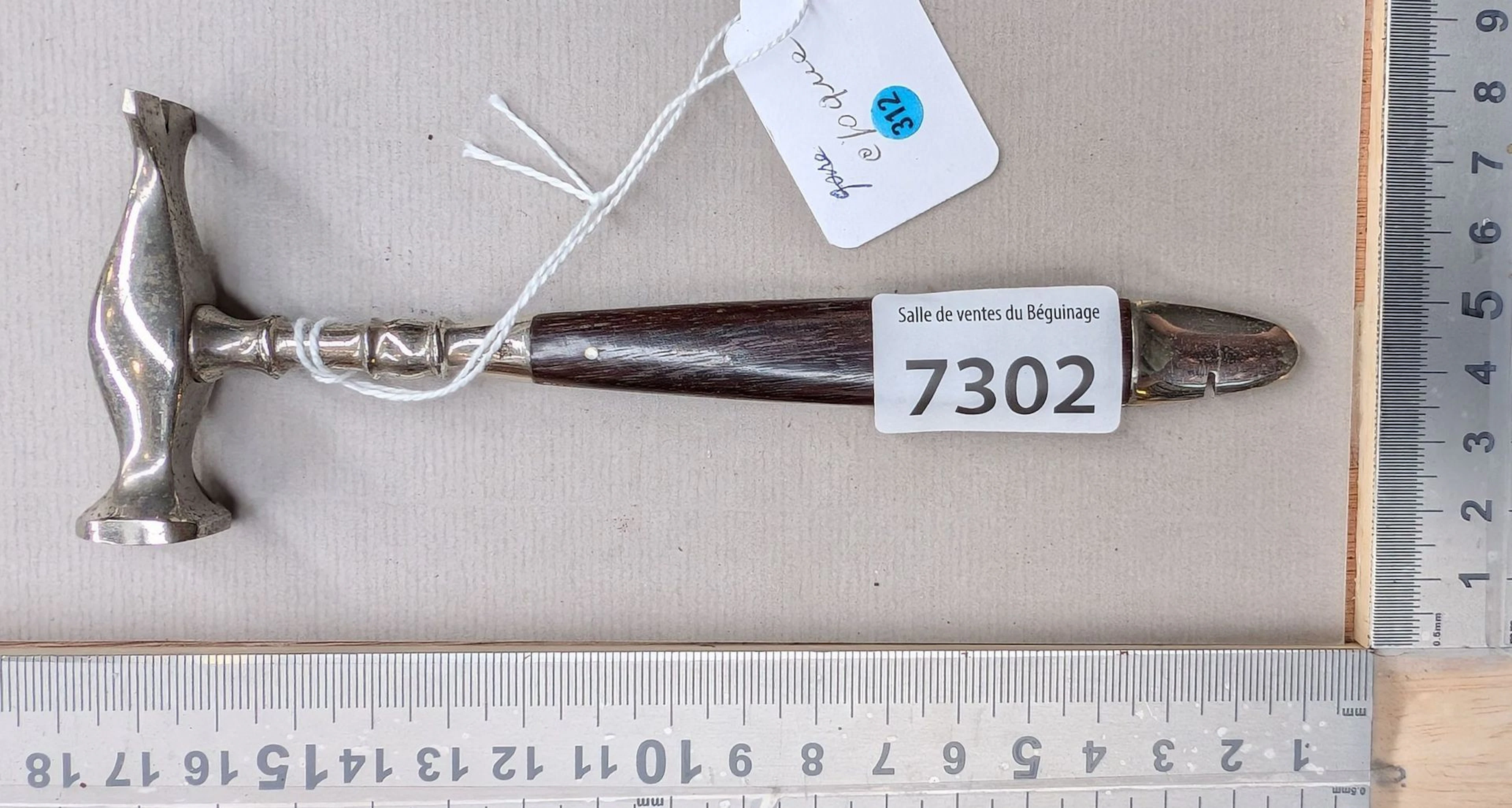 1 small vintage wooden cigar box opener? - See photos for dimensions