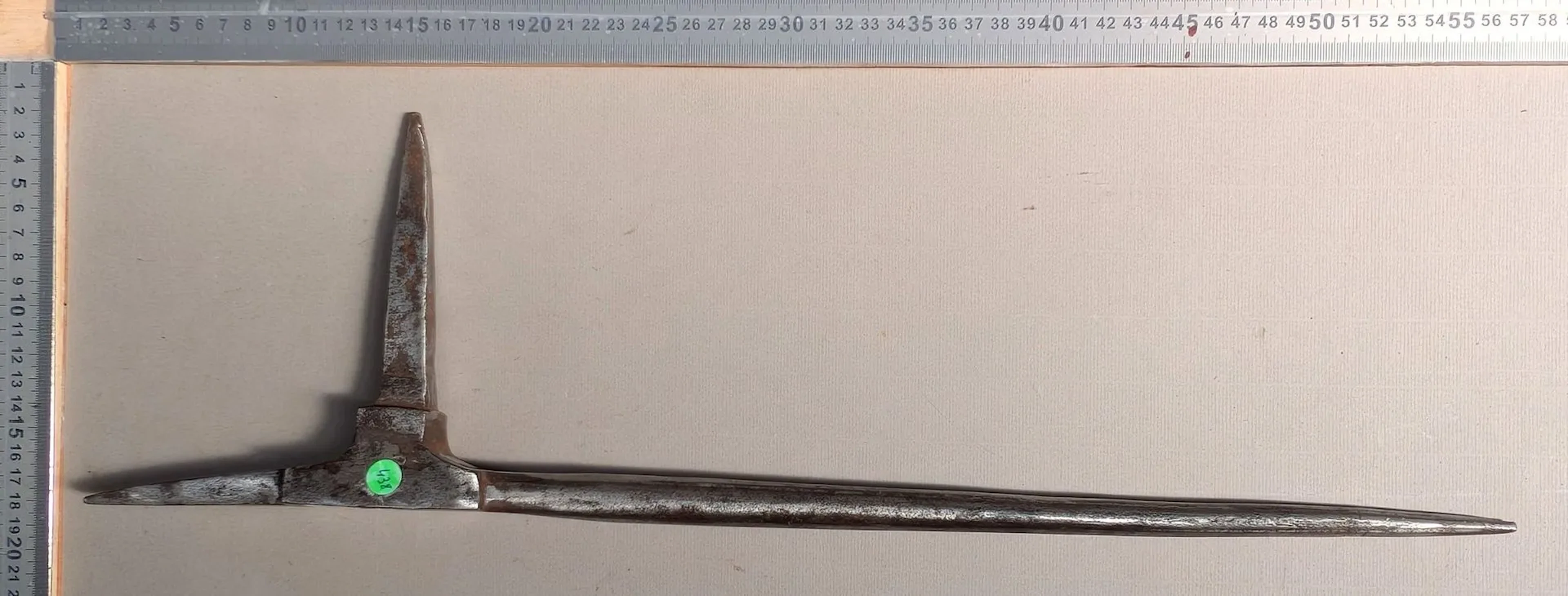 1 antique steel bigorne - See photos for dimensions and condition