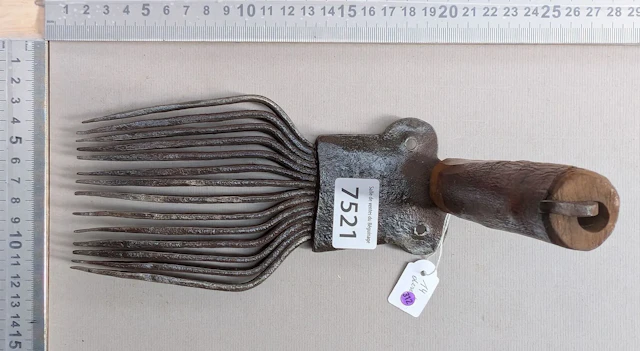 Antique 18th-century carding comb, 14 teeth—see photos for dimensions