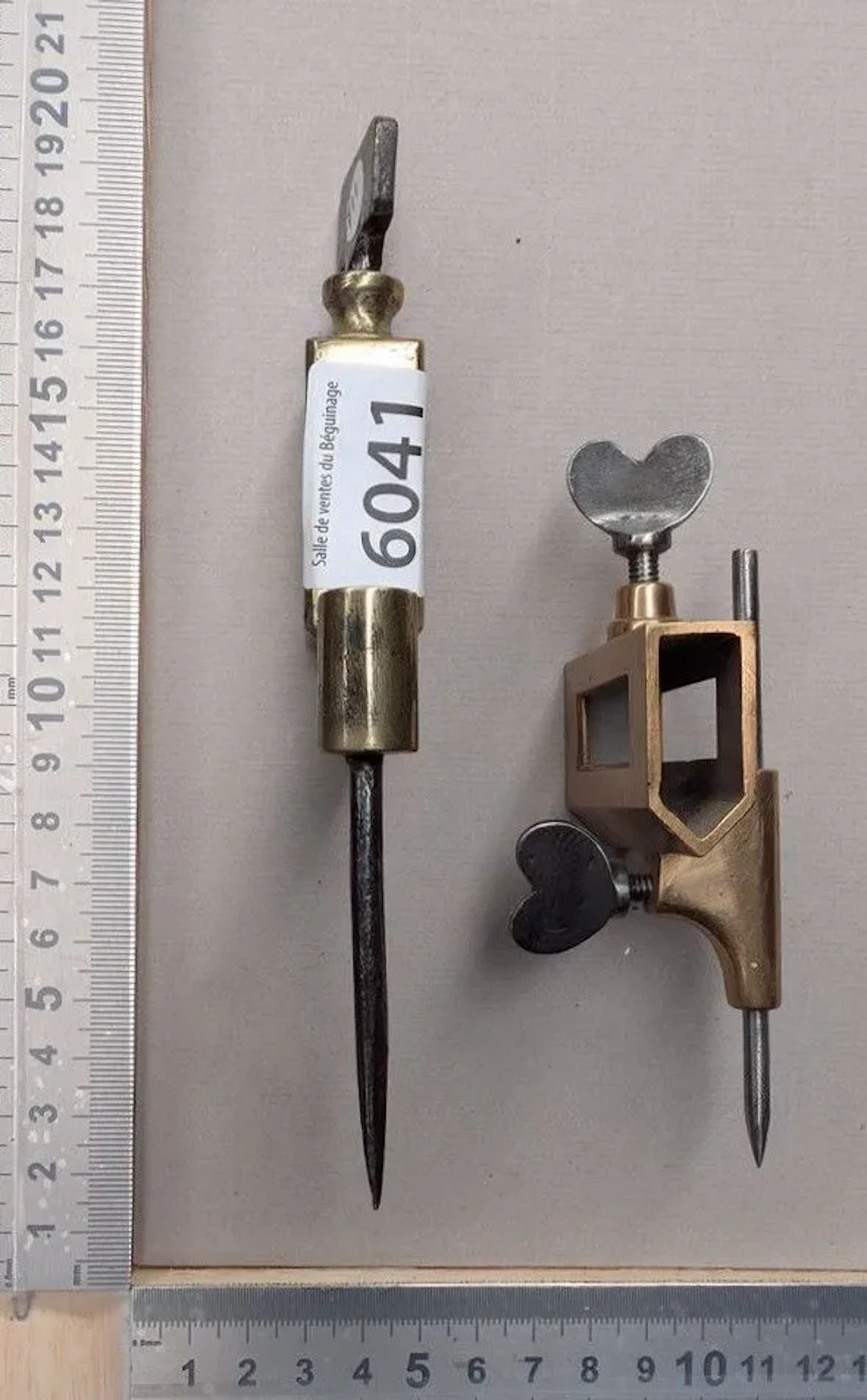 2 bronze compasses, circa 1800—see photos for dimensions and condition