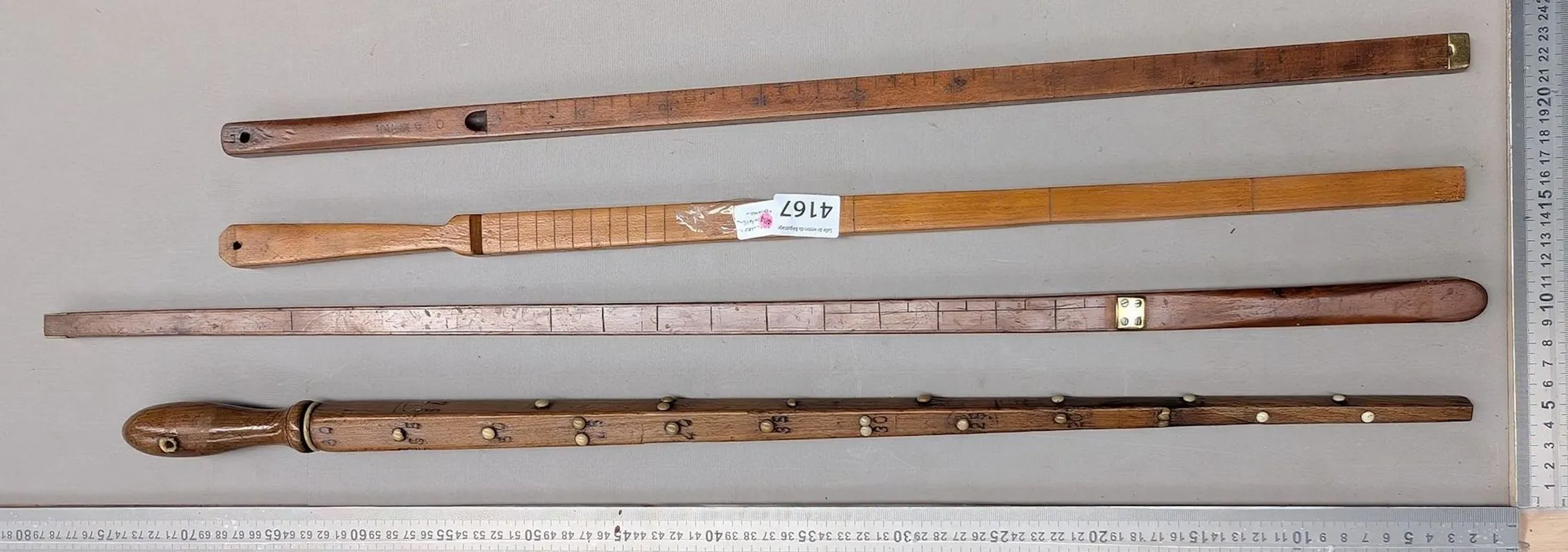 4 lace-maker's aune measures - See photos for dimensions and condition