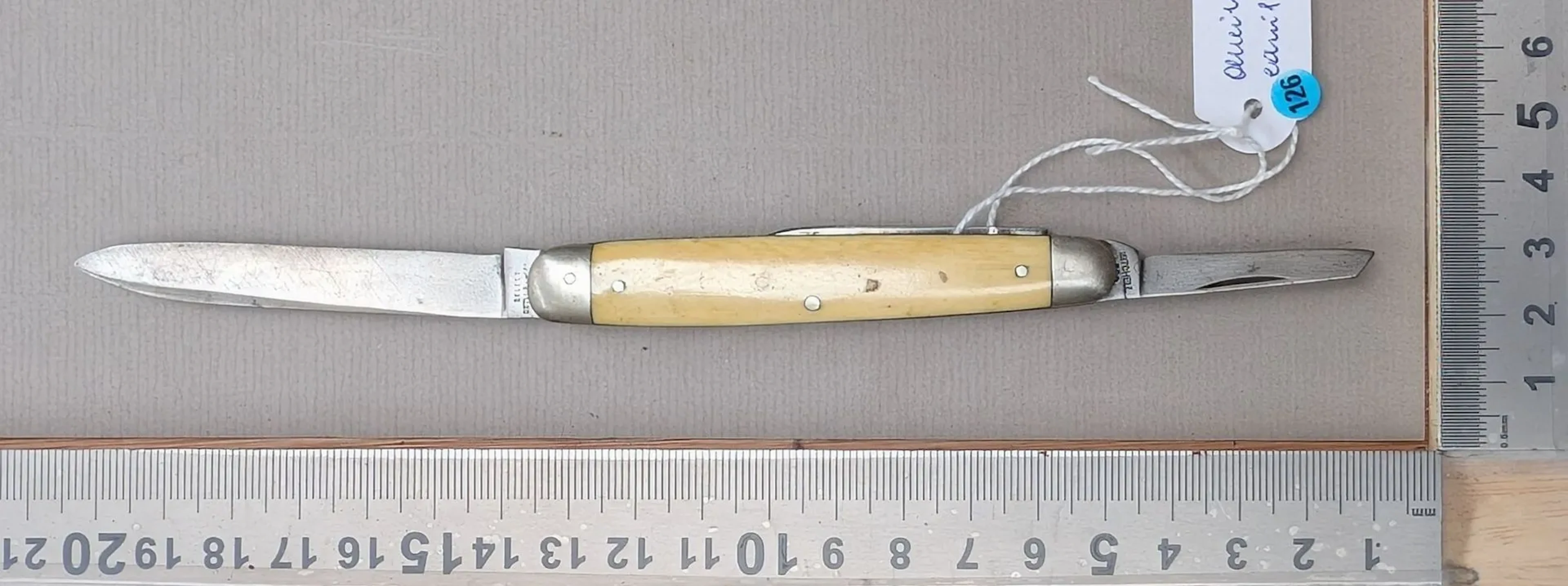Vintage MITOHELL pocket knife with 3 blades - See photos for dimensions