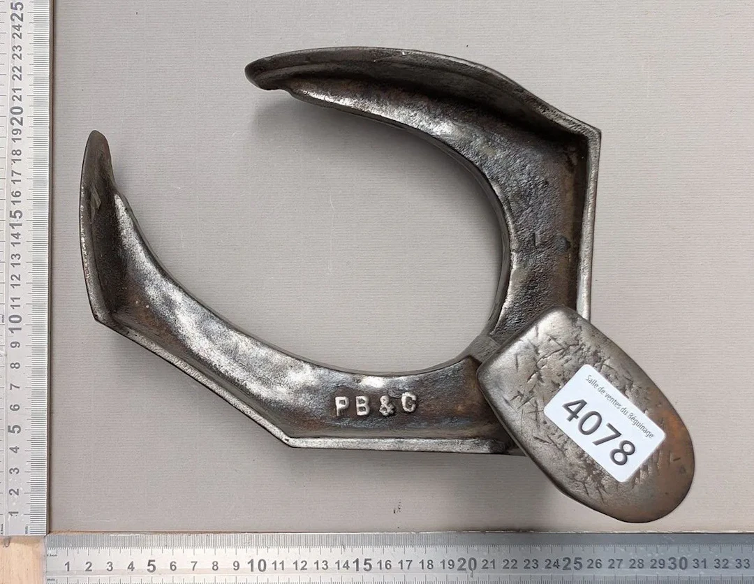 Cast-iron cobbler's block - See photos for dimensions and condition