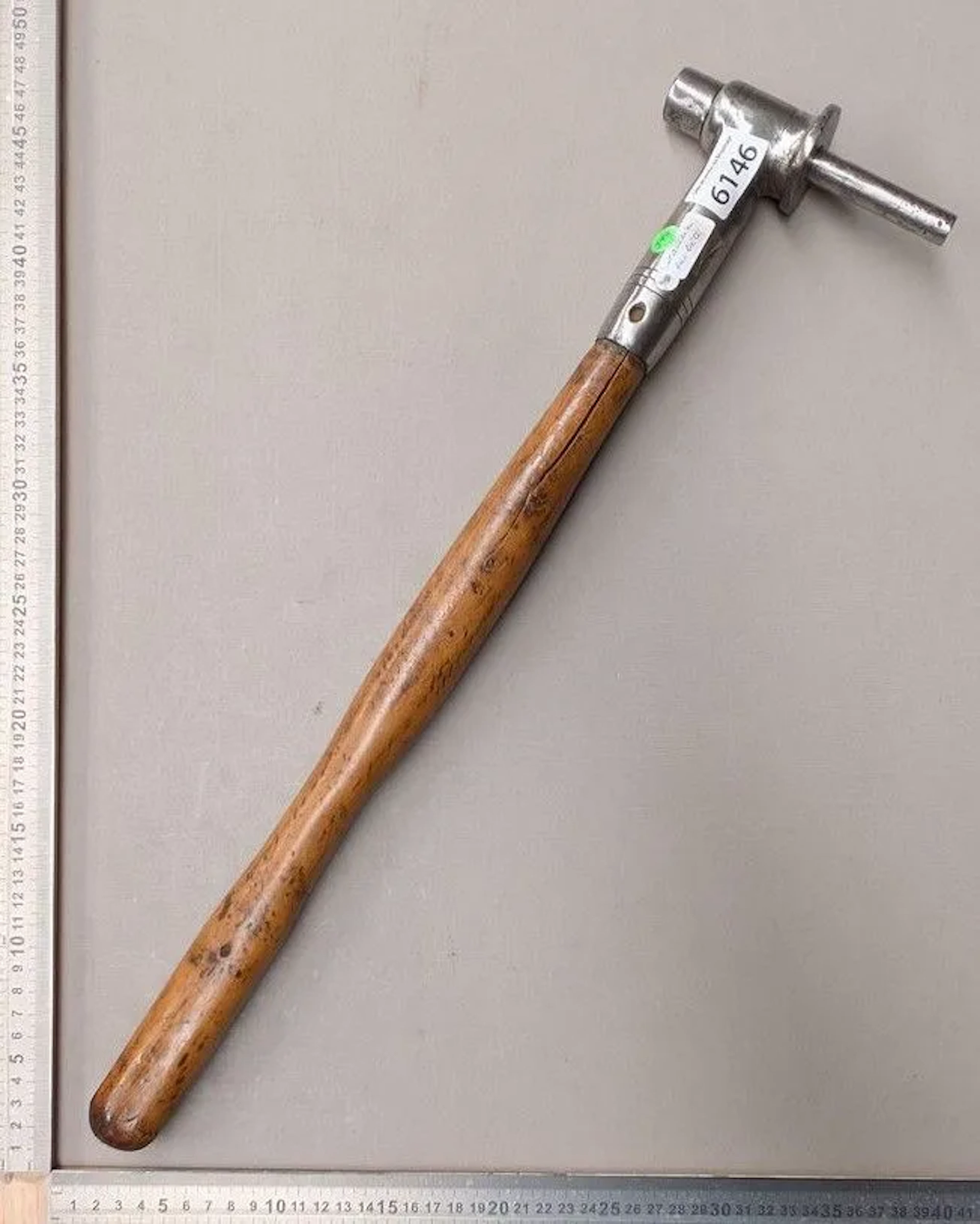 1 antique insect killer—see photos for dimensions and condition