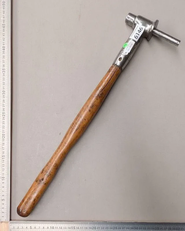 1 antique insect killer—see photos for dimensions and condition