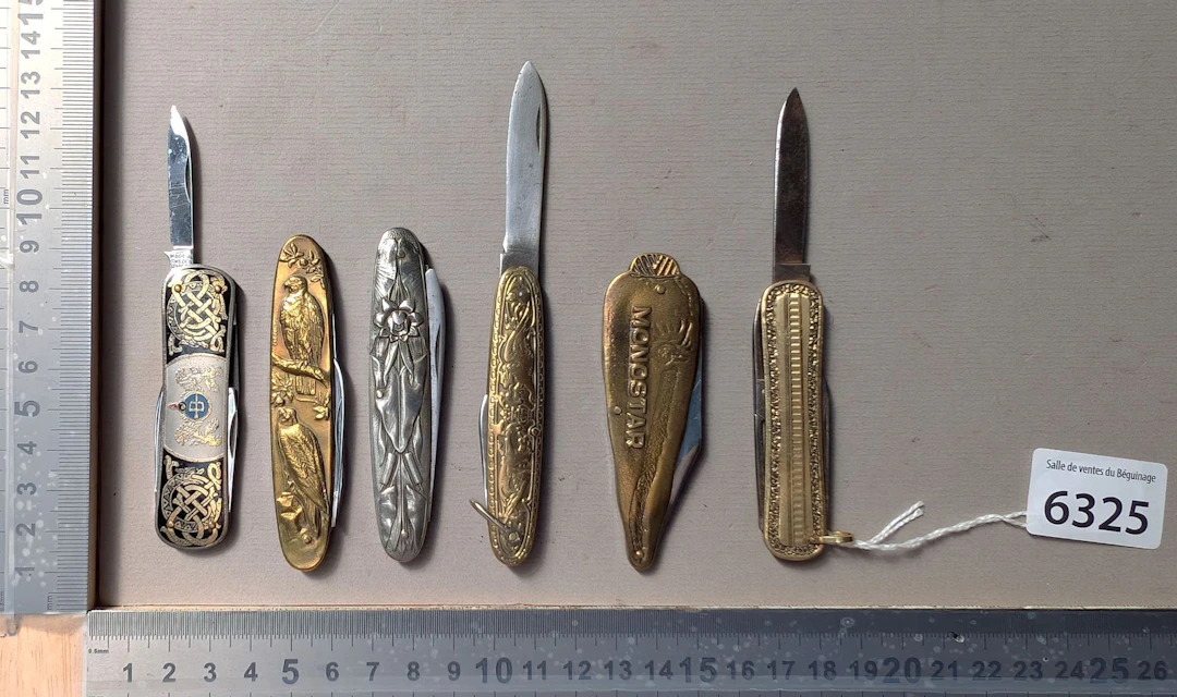 5 antique knives—see photos for dimensions and condition