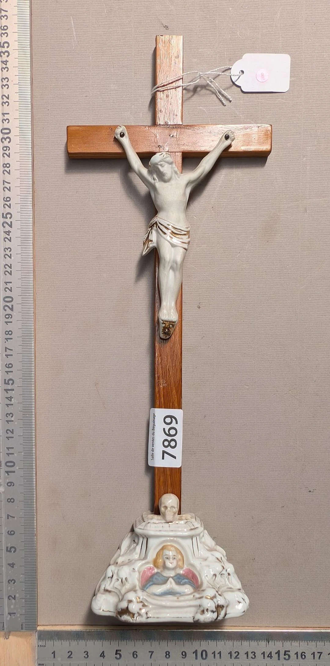 Antique wooden crucifix - See photos for dimensions and condition