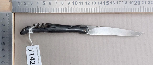 Vintage LAGUIOLE pocket knife—see photos for dimensions and condition