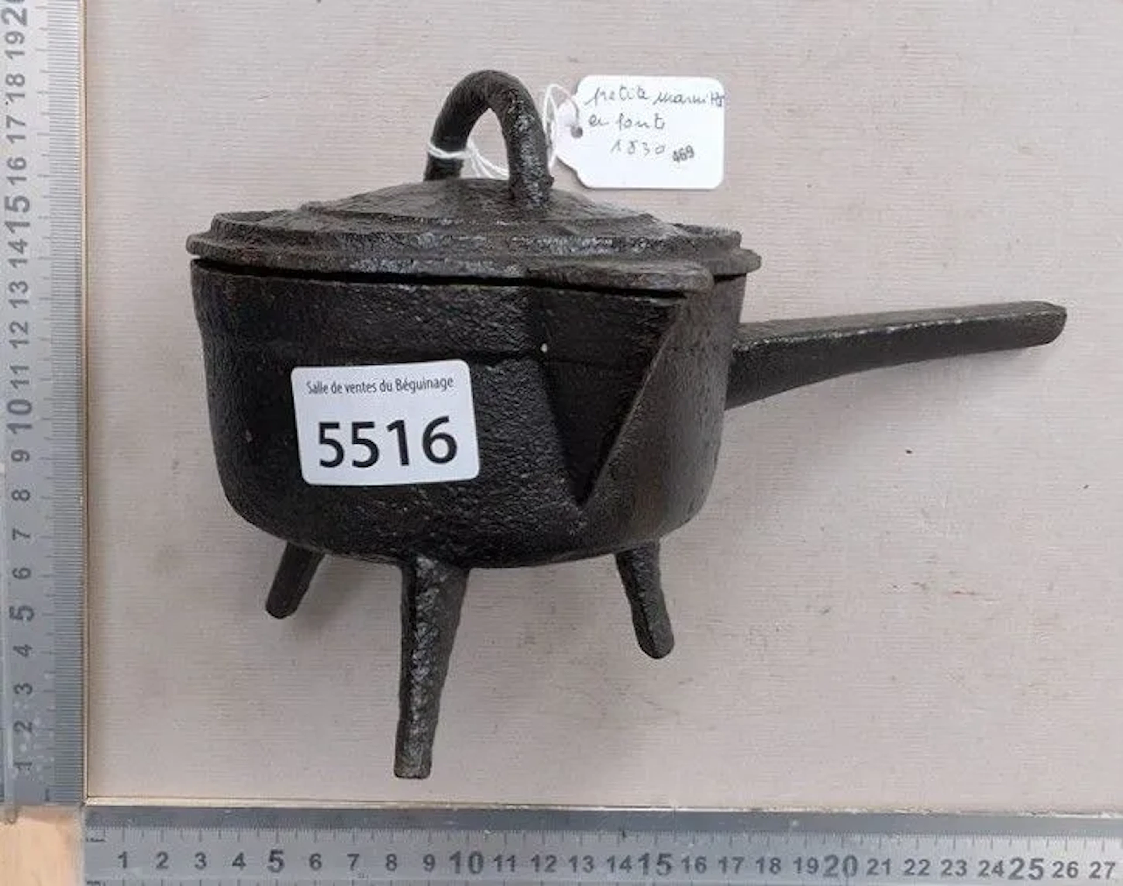 A small cast-iron pot from 1830—see photos for dimensions and condition