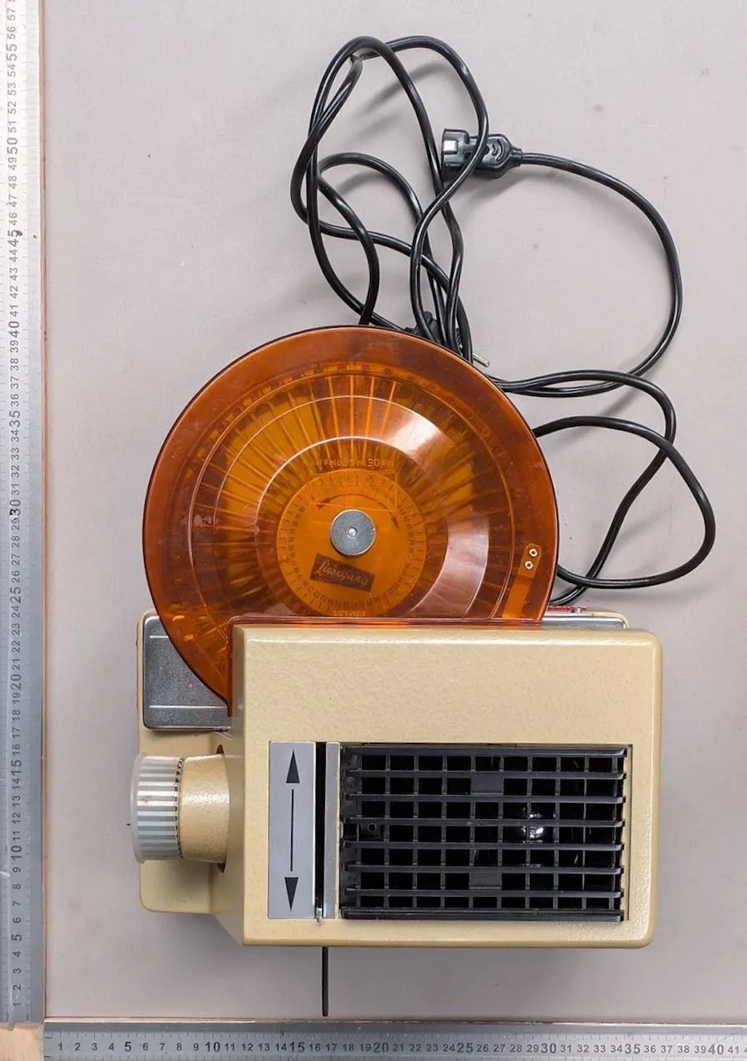 Vintage projector - See photos for dimensions and condition