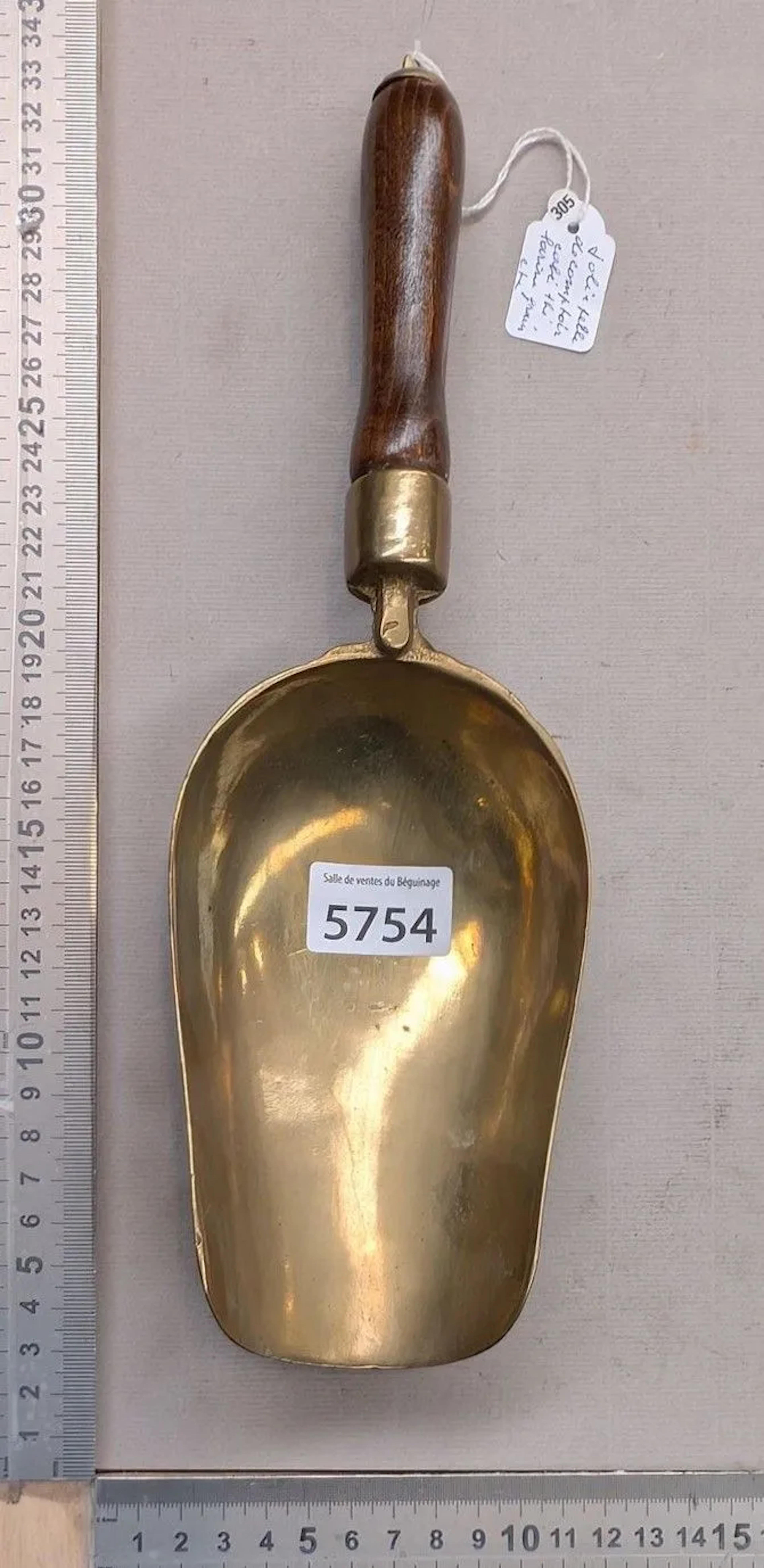Cute counter scoop for coffee (tea, flour, beans, etc.)—See photos