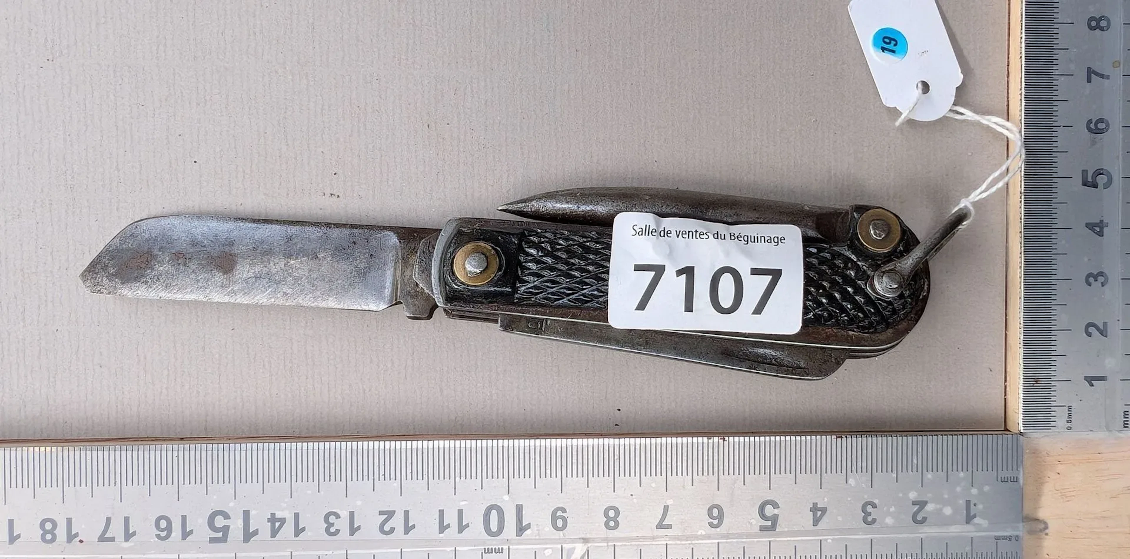 Vintage ABL knife. 4 functions—see photos for dimensions and condition