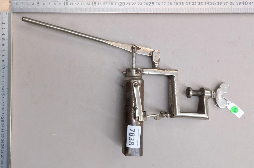 Pigeon Ring Spacer - See photos for dimensions and condition