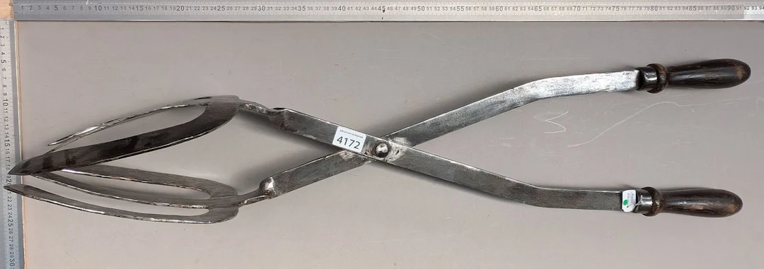 Vintage grapine - See photos for dimensions and condition