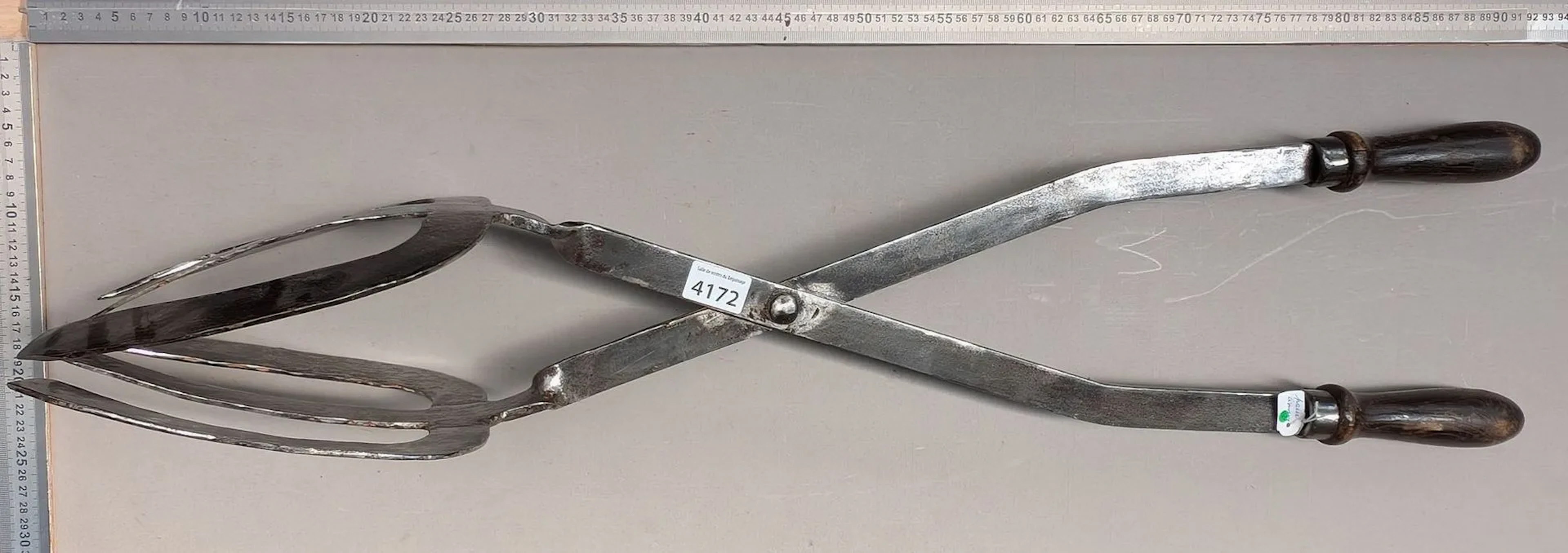 Vintage grapine - See photos for dimensions and condition