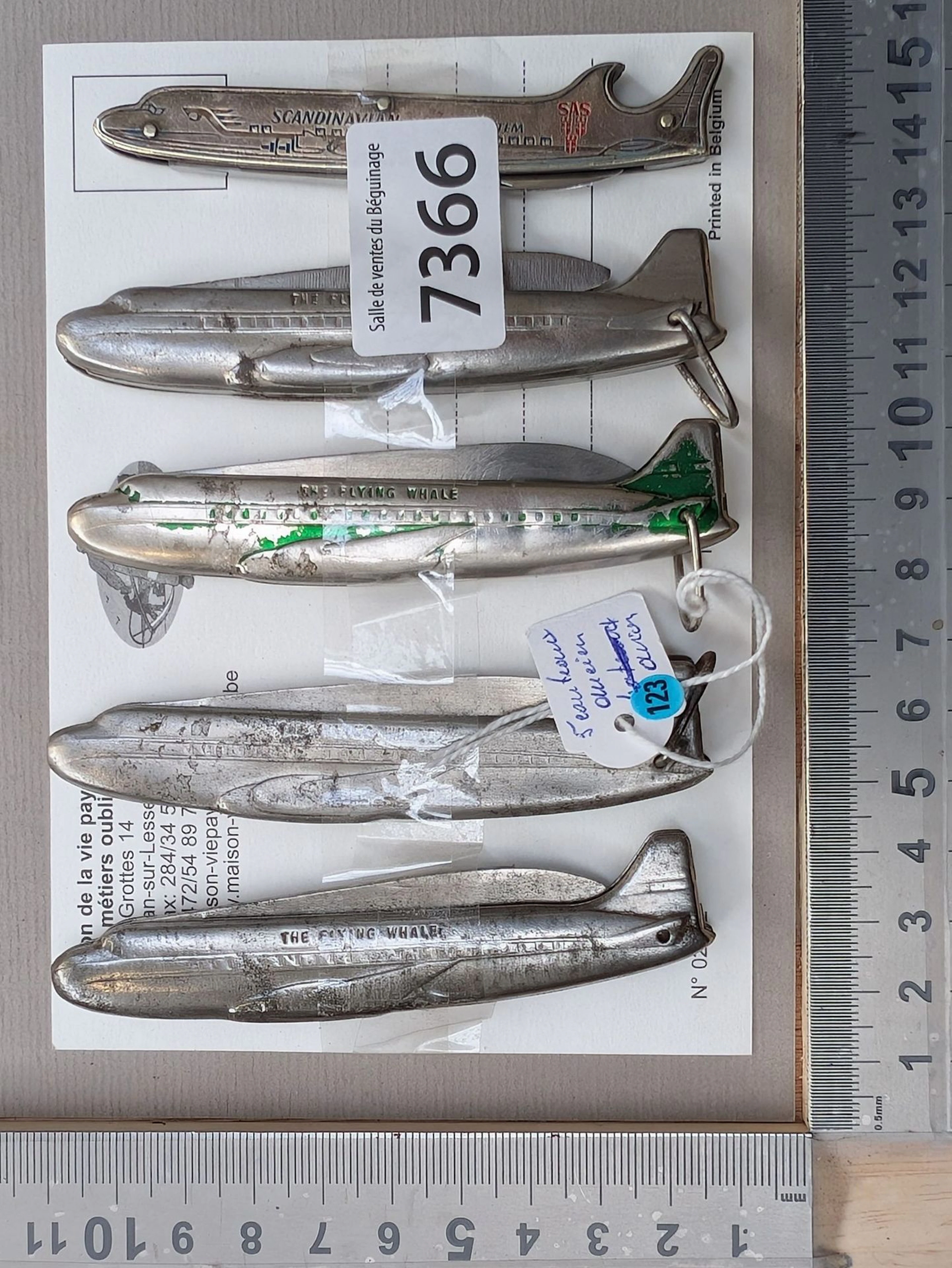 5 vintage airplane folding knives—see photos for dimensions and condition