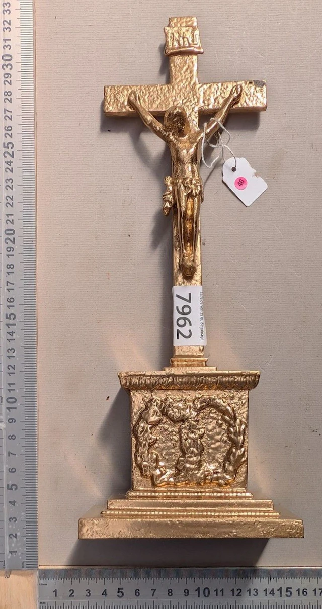 1 Gold-plated metal Christ figurine—see photos for dimensions and condition