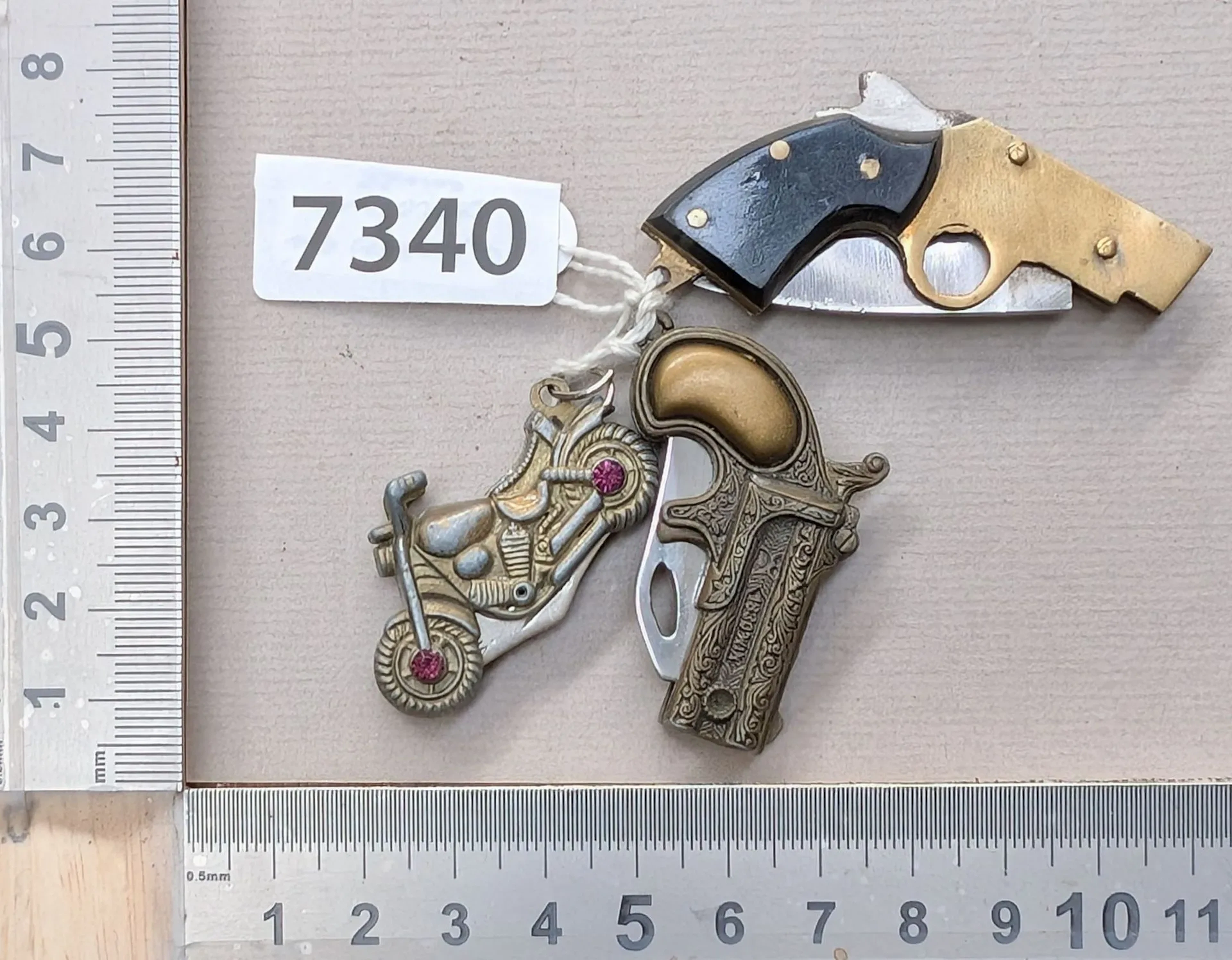 3 mini knives - motorcycle and revolvers - See photos for dimensions