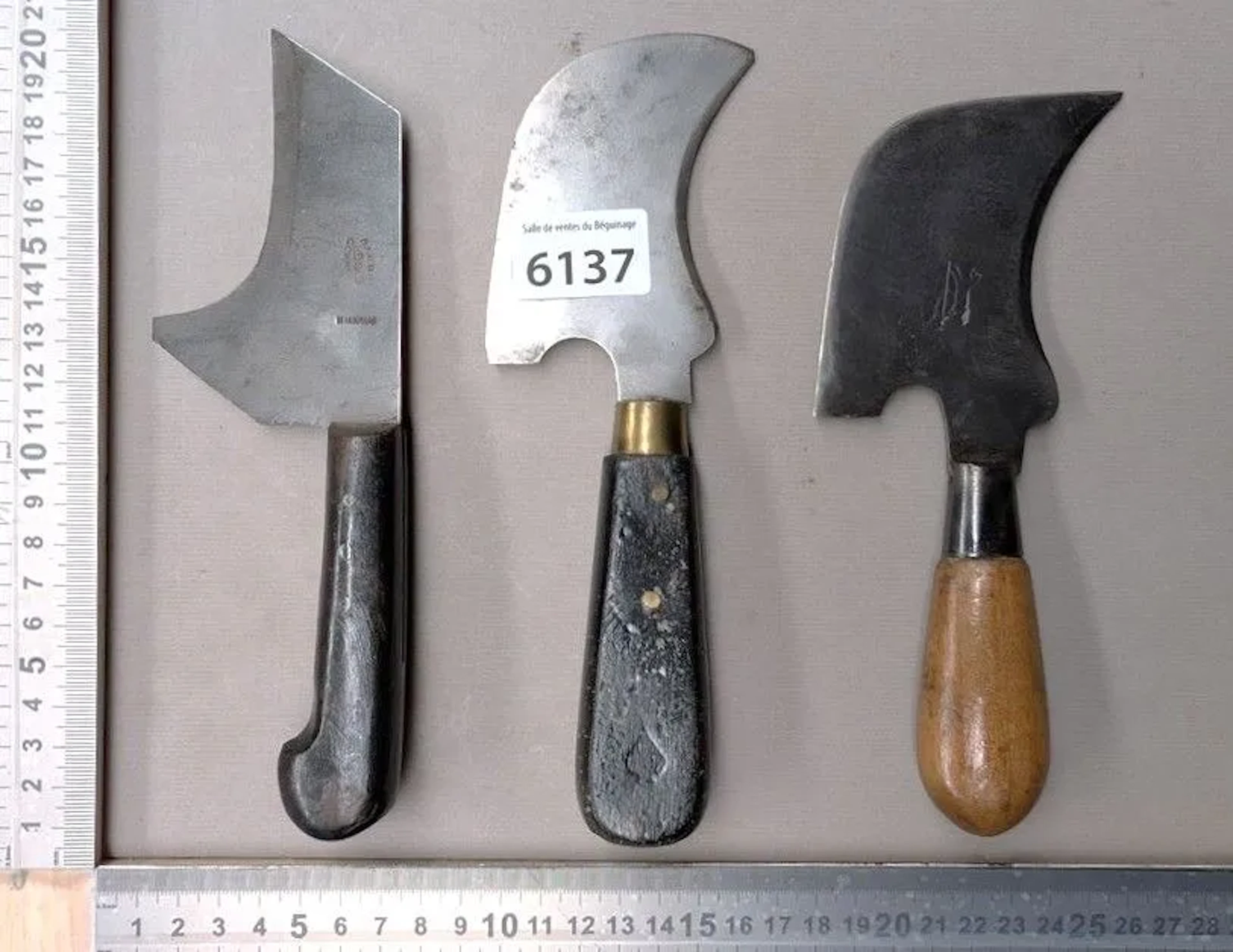 3 saddler's and shoemaker's knives—see photos for dimensions and condition