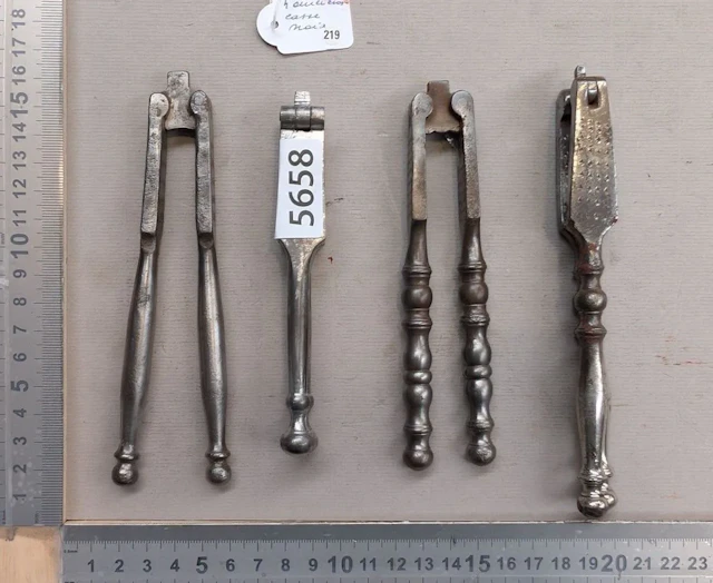4 antique nutcrackers—see photos for dimensions and condition