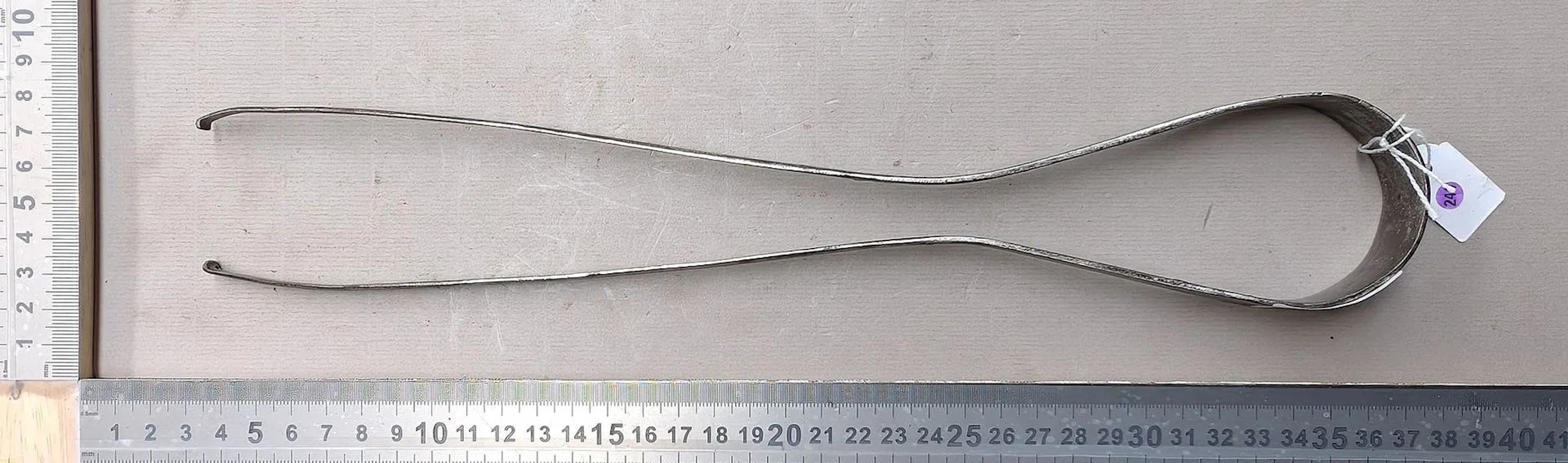 1 18th-century wrought-iron fire tongs—see photos for dimensions and condition