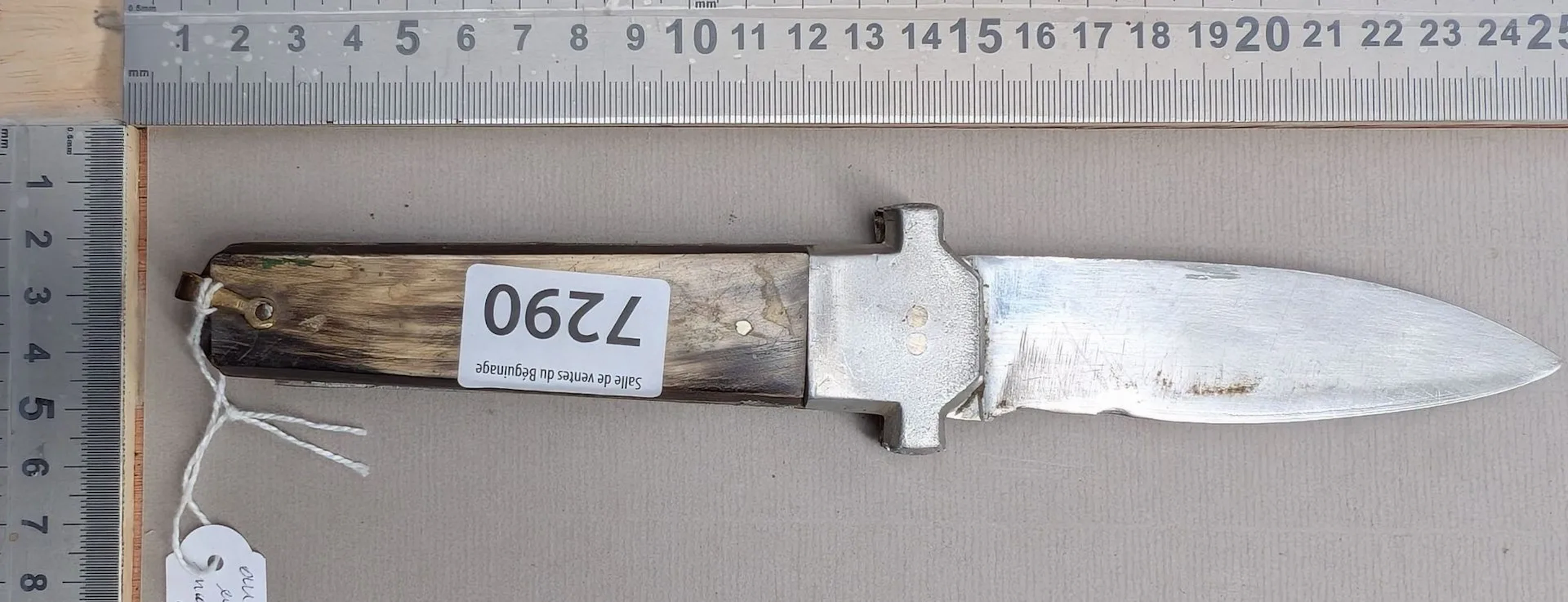 Antique knife with 2 blades—see photos for dimensions and condition