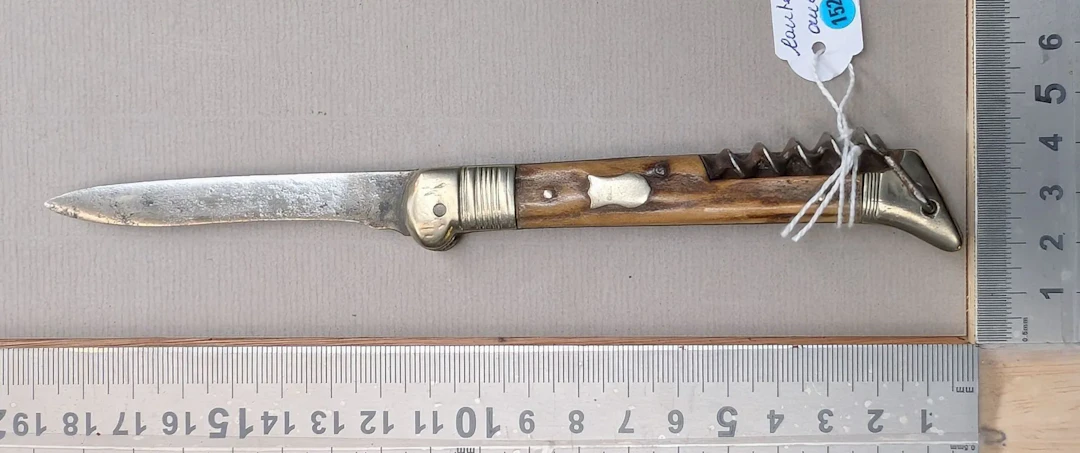 Vintage pocket knife with 1 blade and 1 corkscrew - See photos for