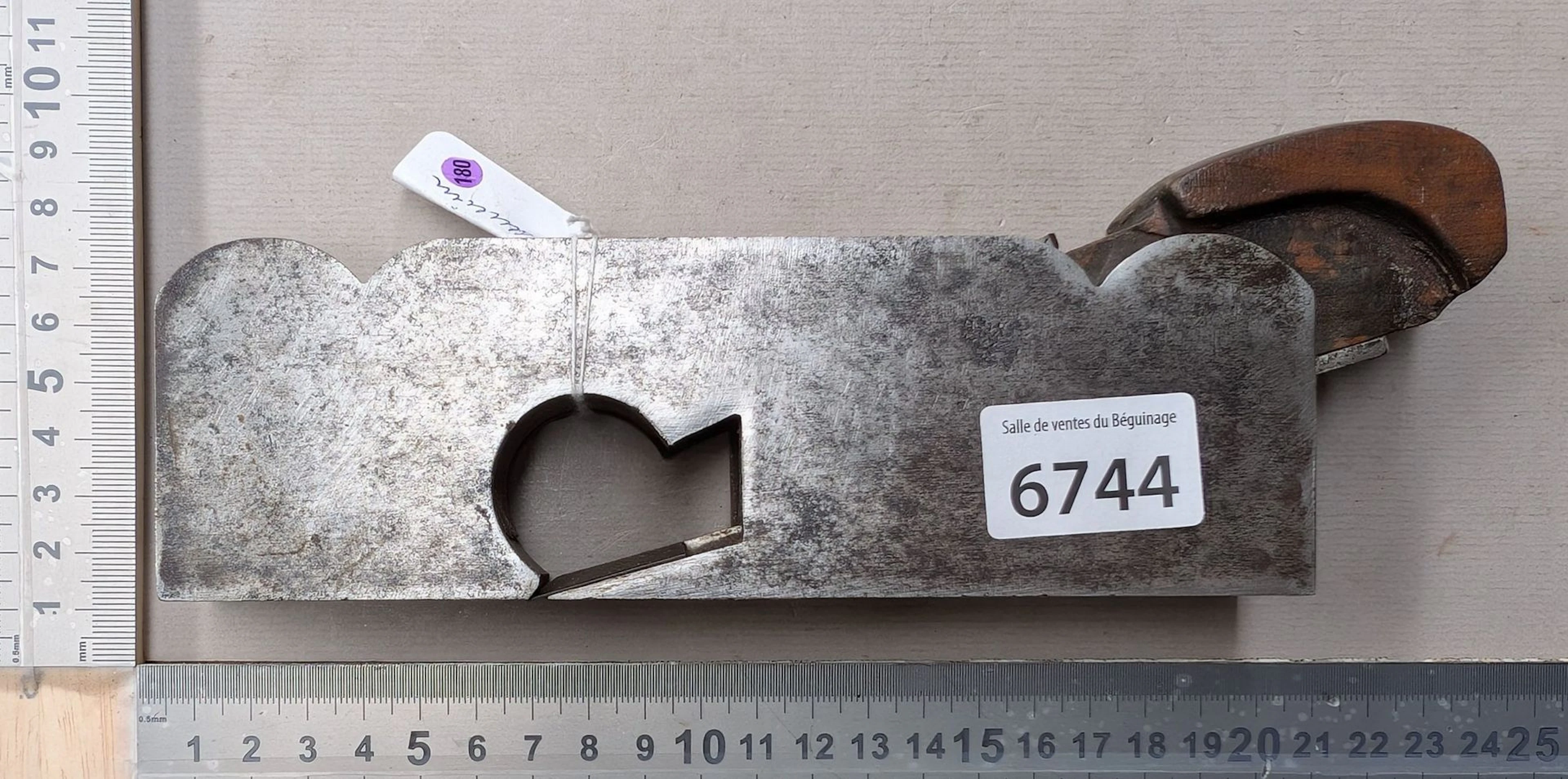 1 beautiful antique plane—see photos for dimensions and condition
