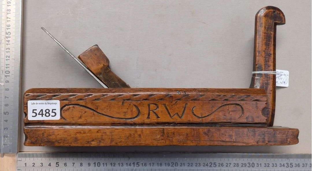Rare continental joiner's and cabinetmaker's plane, personalized by