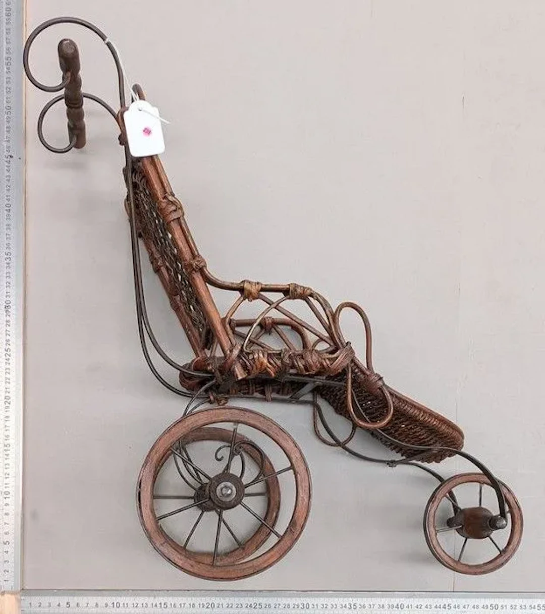 Vintage 3-wheel mini armchair - See photos for dimensions and condition