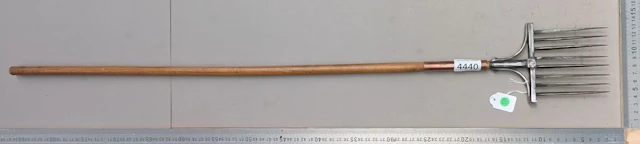 Antique fishing spear - See photos for dimensions and condition