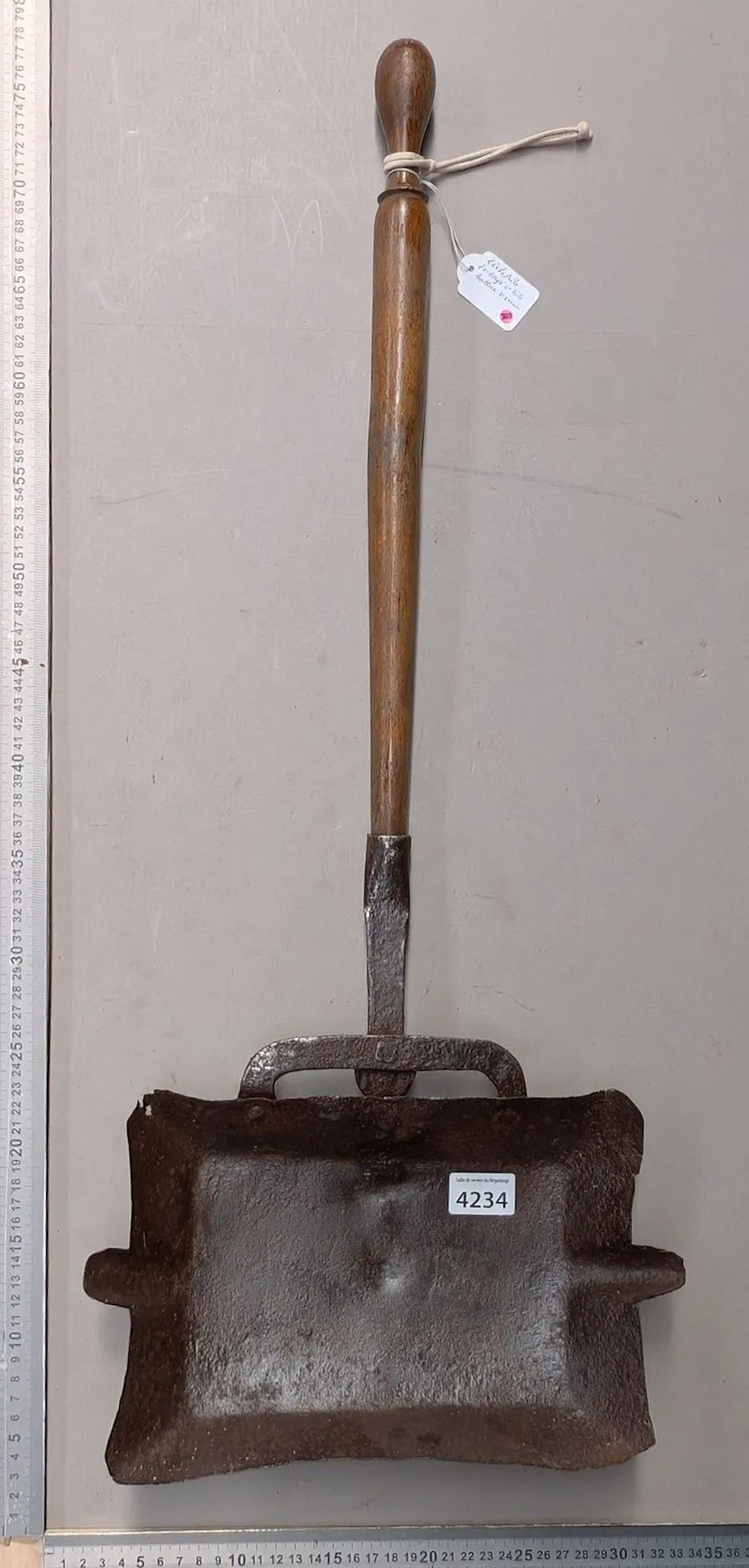 Vintage sheet metal baking sheet - See photos for dimensions and condition