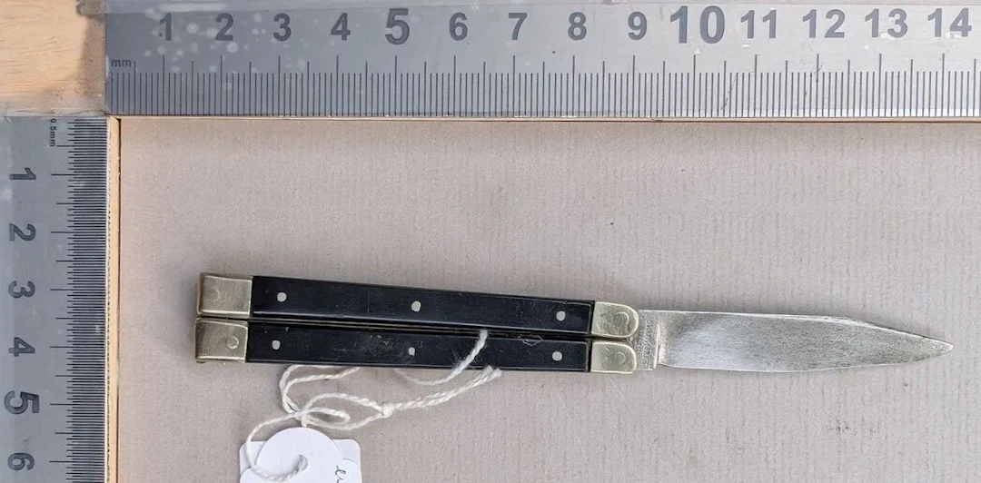 SWAN-WORKS-OHIGS GERMANY butterfly knife; the mechanism has a little