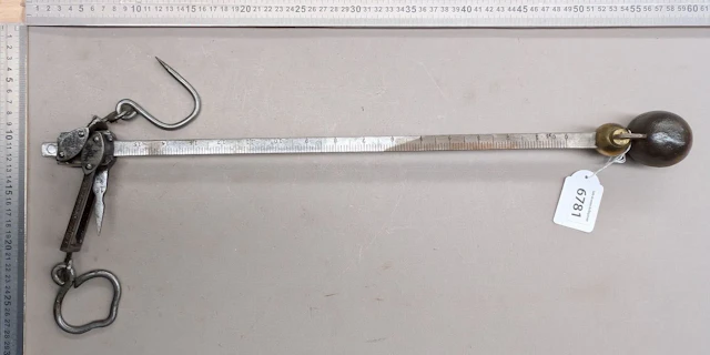 Antique wrought-iron scale - See photos for dimensions and condition
