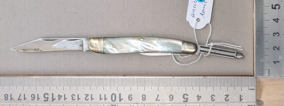 Antique 3-blade pocket knife - See photos for dimensions and condition