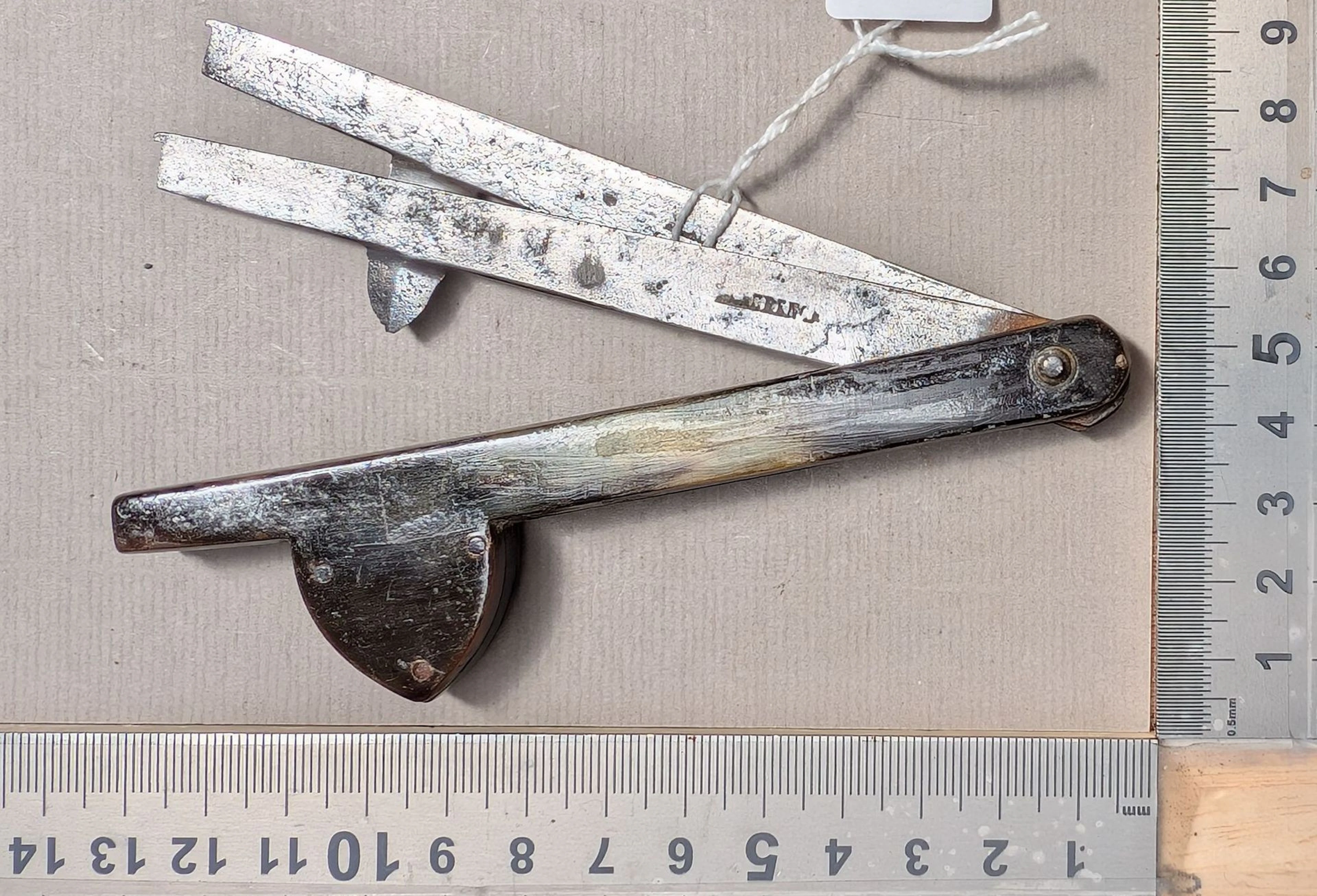 1 vintage veterinary horn torch with 2 blades—see photos for dimensions