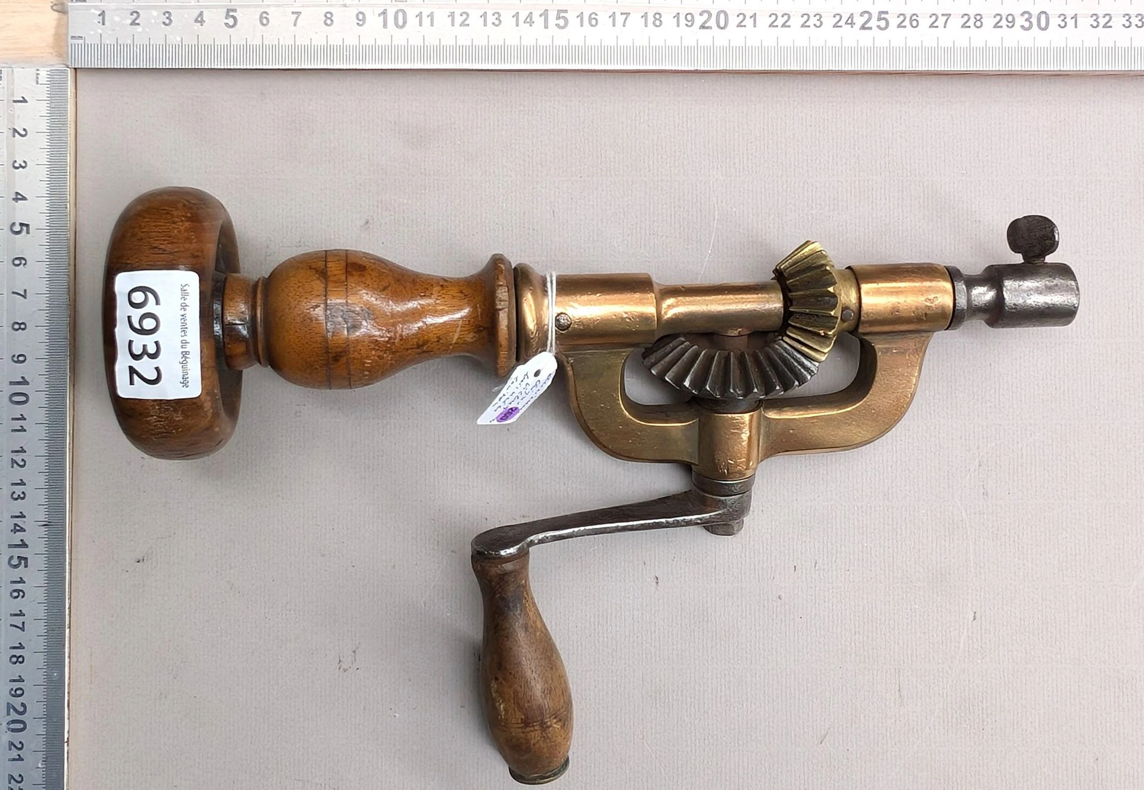 Vintage wooden, steel, and brass crankshaft drill - See photos for