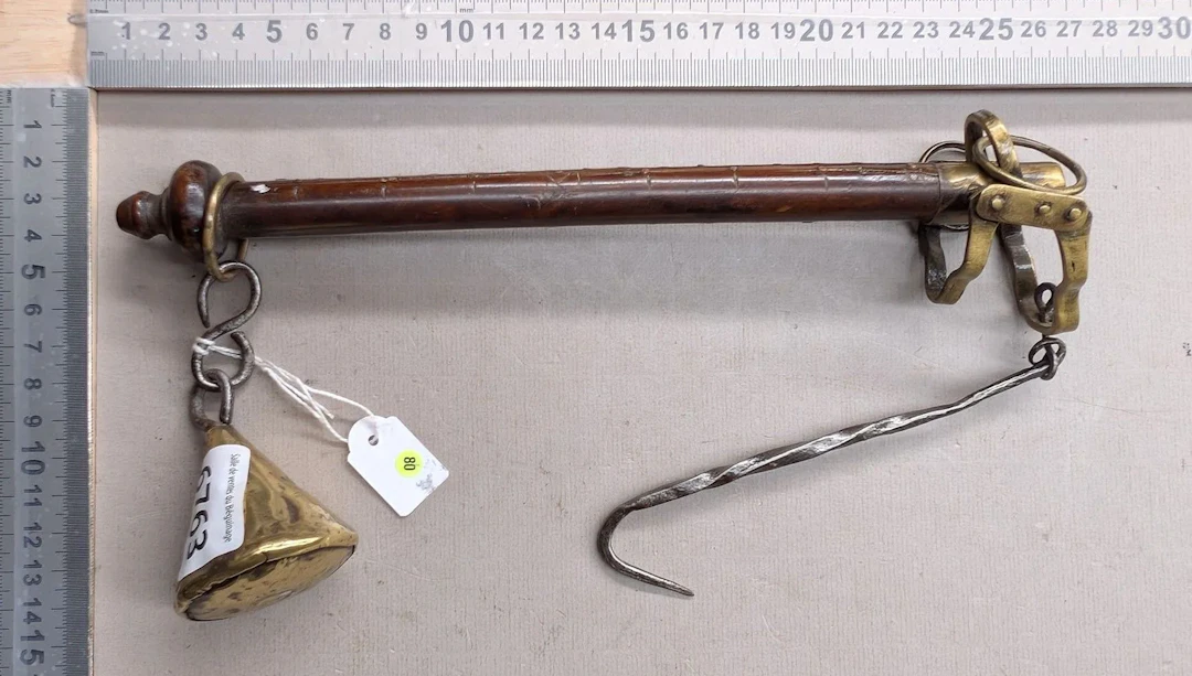 Antique 18th-century Roman-style scale—see photos for dimensions and condition