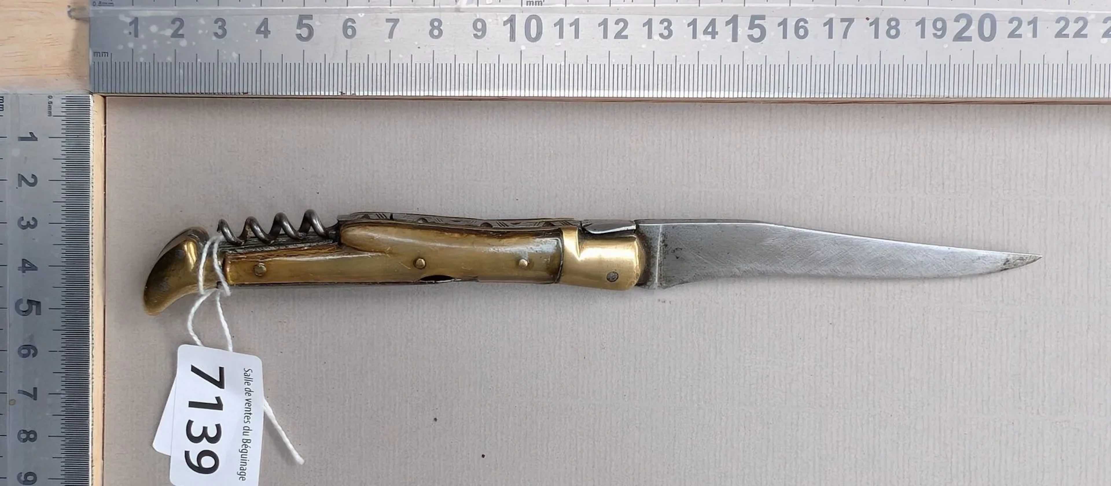Vintage LAGUIOLE pocket knife—see photos for dimensions and condition